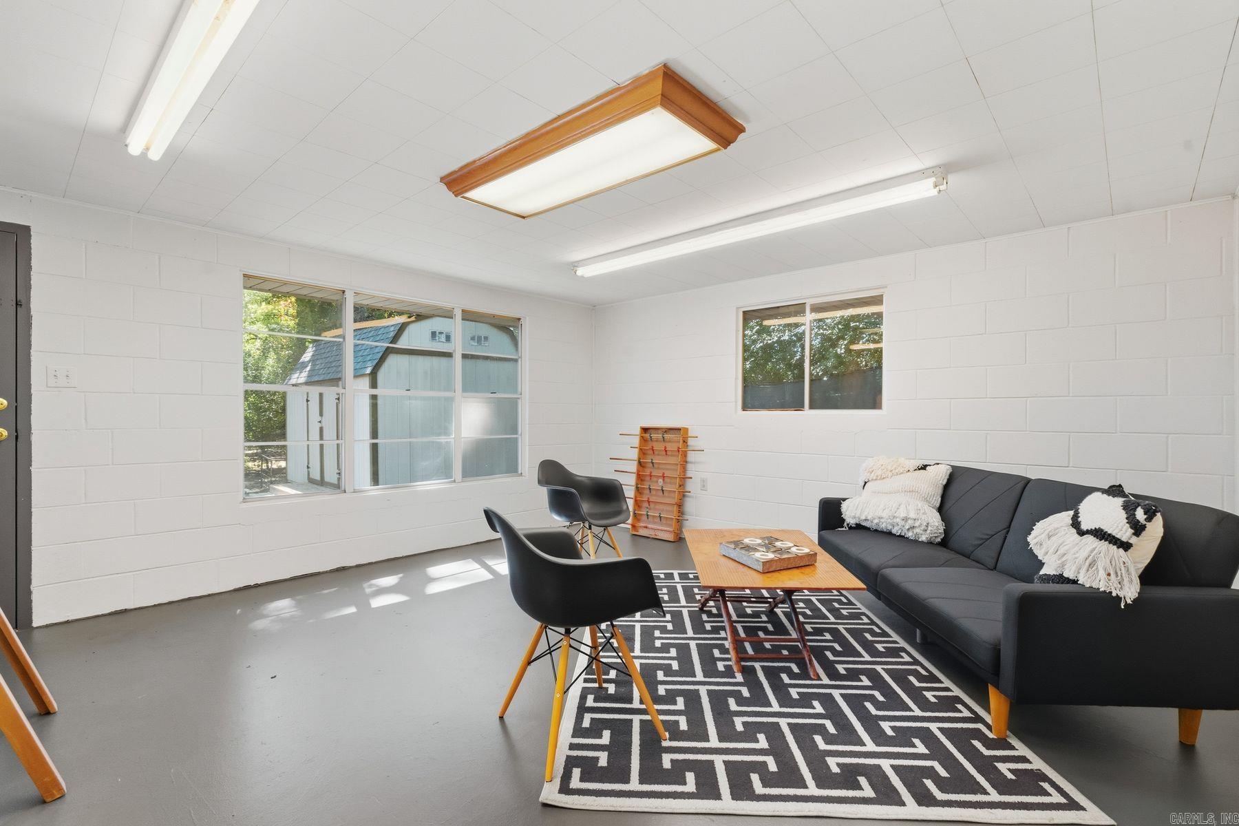 HOBBY - Residential
