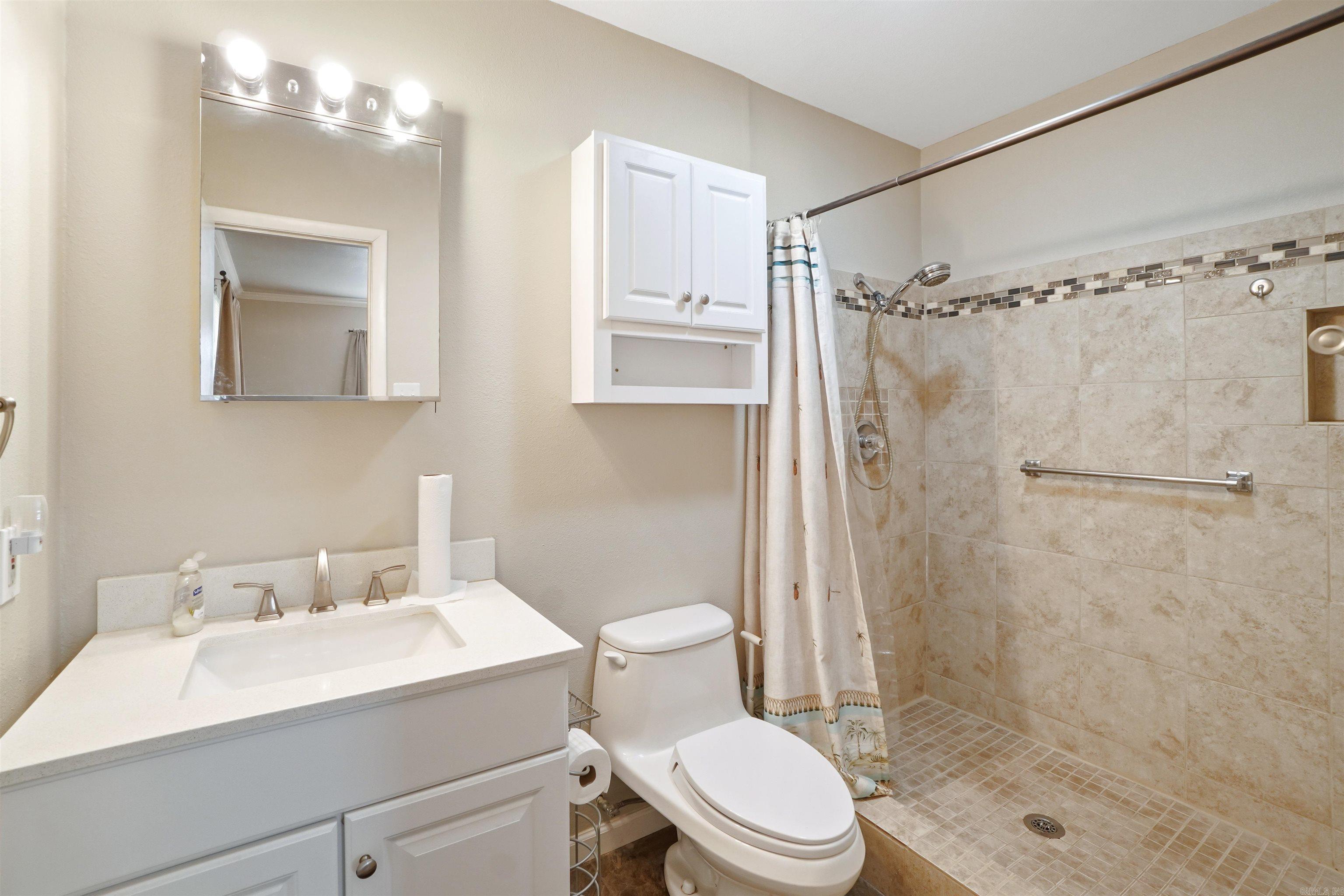 WEST GATE - Residential