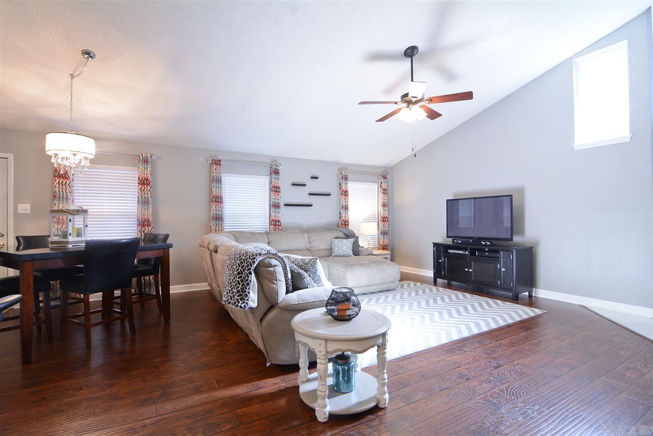 INDIAN HILLS - Residential