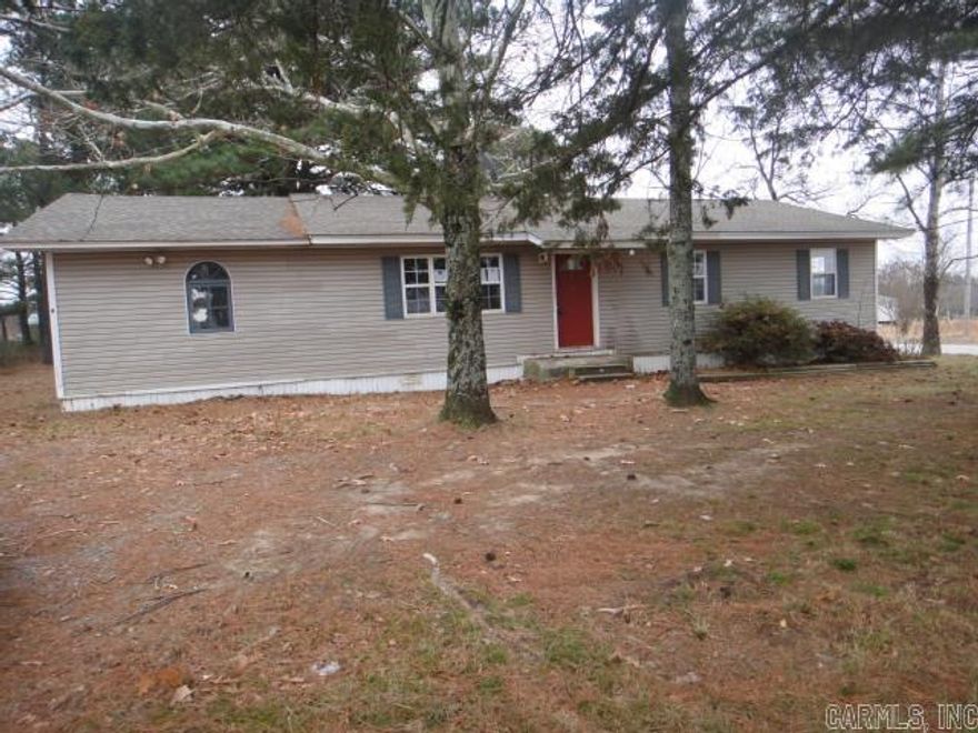 Country setting. Large 20x30  Shop with concrete floors and power. Also fenced back yard and another smaller storage building. "This property has been placed in an upcoming event. All bids should be submitted at www.xome.com/auctions (void where prohibited). Please submit any pre-auction offer received through the property details page on Xome.com. Any post-auction offers will need to be submitted directly to the listing agent. All offers will be reviewed and responded to within 3 business days. All properties are subject to a 5% buyer's premium pursuant to the Auction Participation Agreement and Terms & Conditions (minimums will apply). Please contact listing agent for details and commission paid on this property.