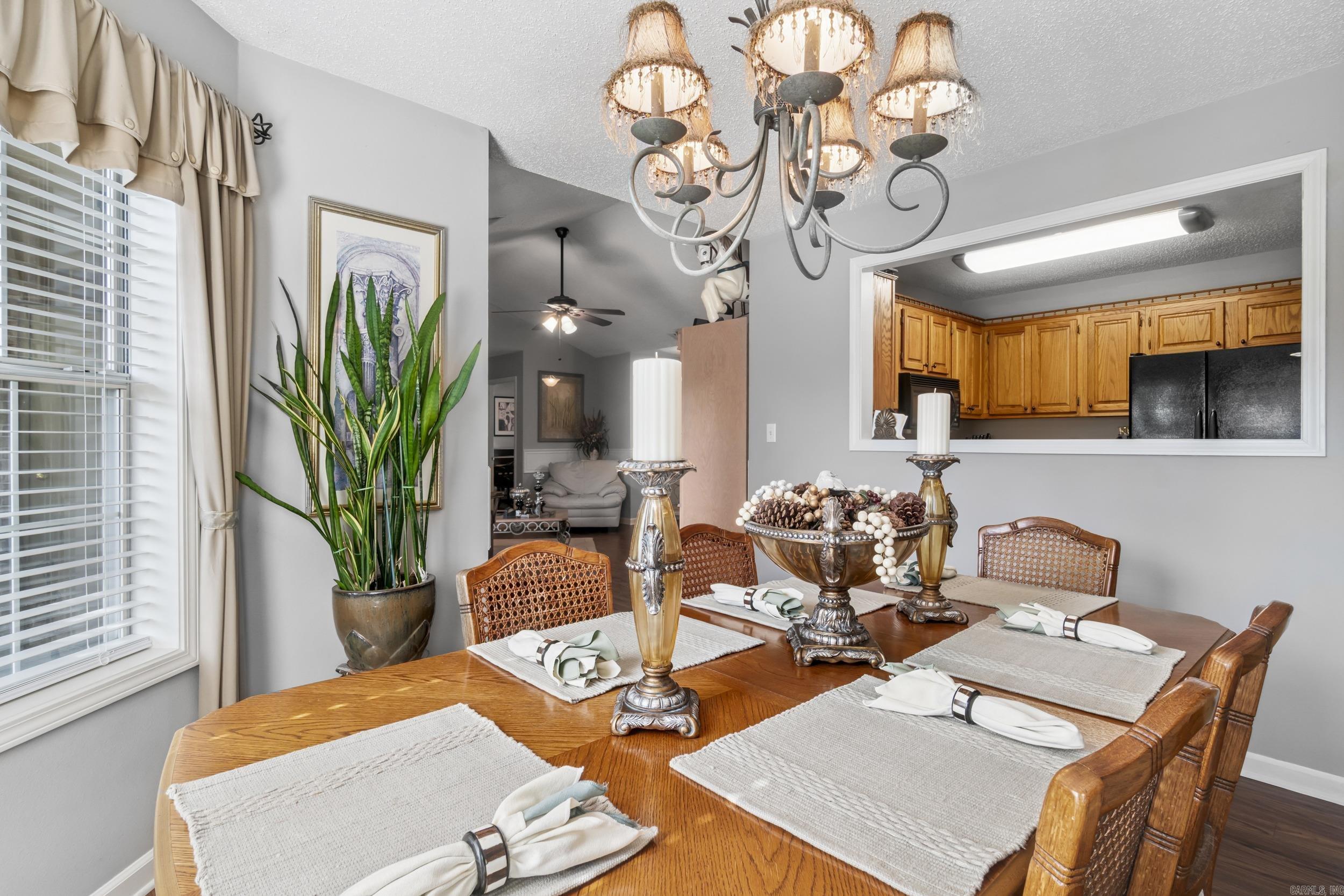 FIELDS FARM - Residential