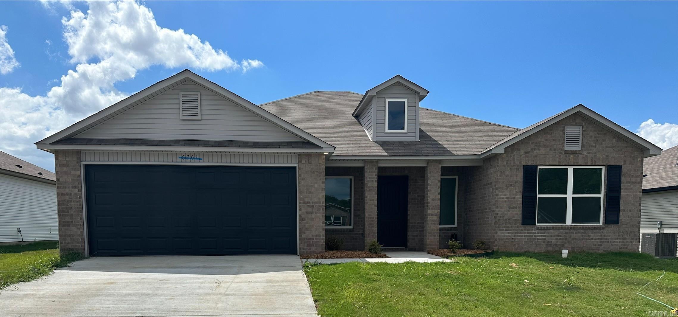 TRAMMEL ESTATES - Residential