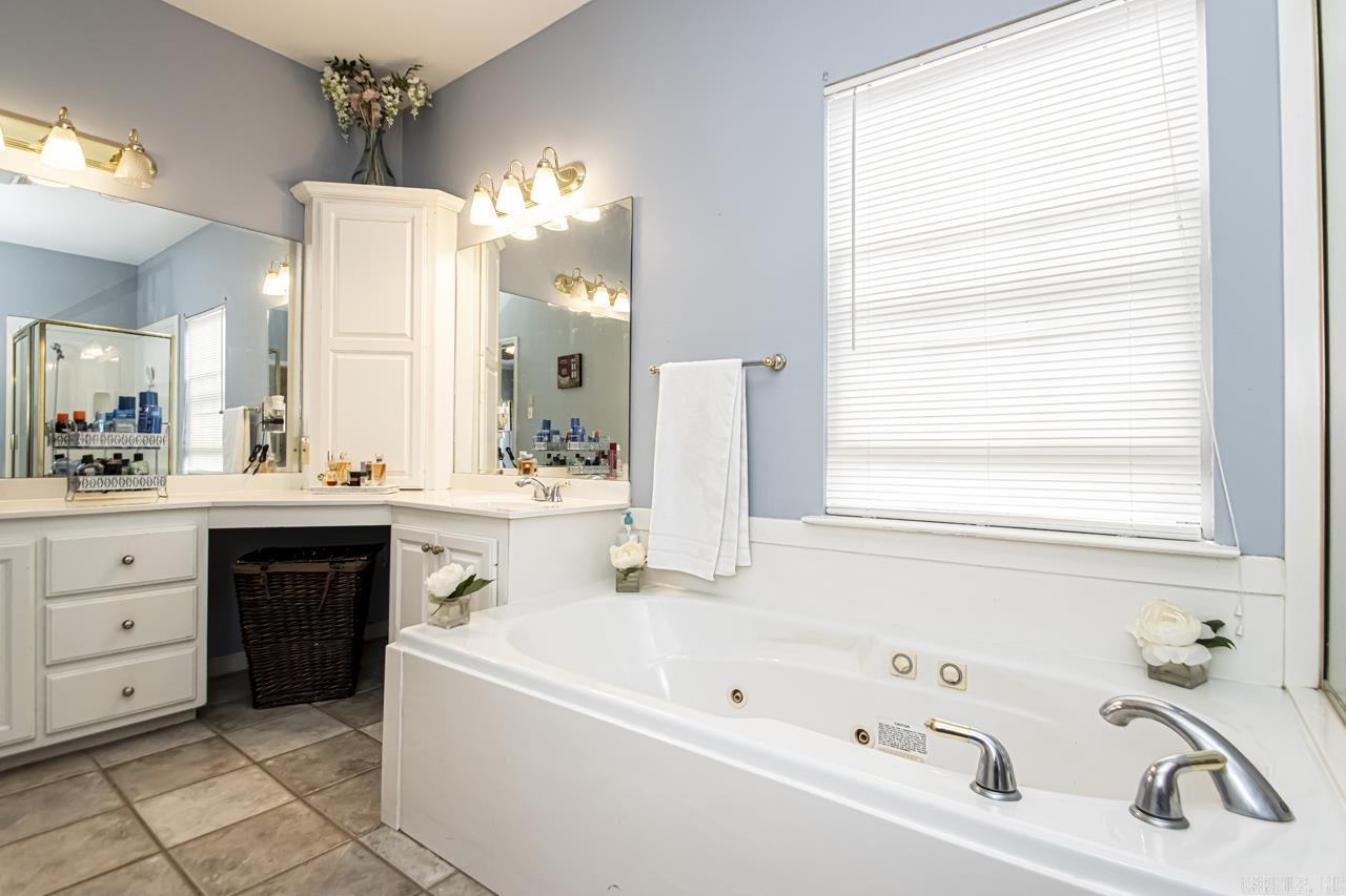 CAMBRIDGE PLACE - Residential