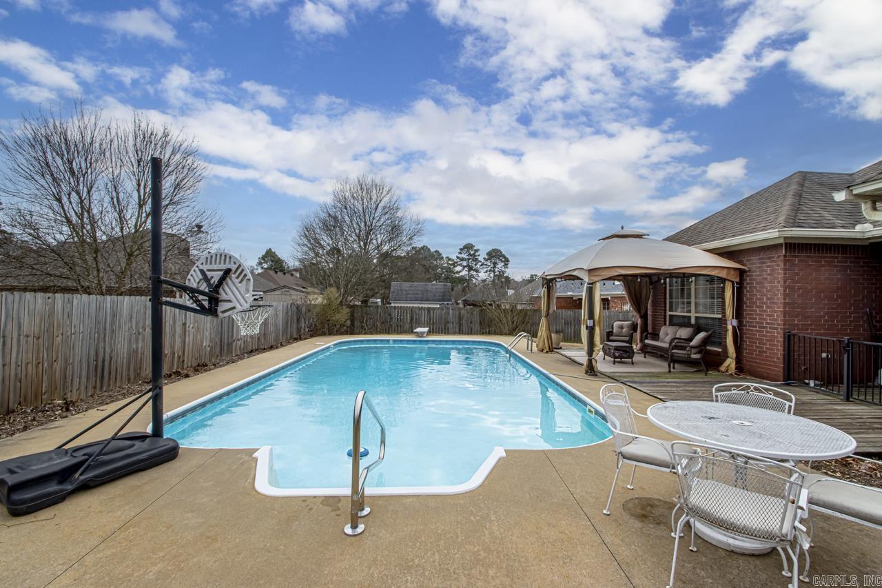 CAMBRIDGE PLACE - Residential