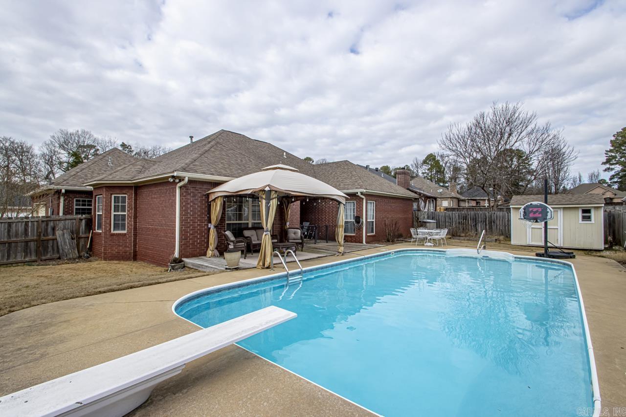 CAMBRIDGE PLACE - Residential