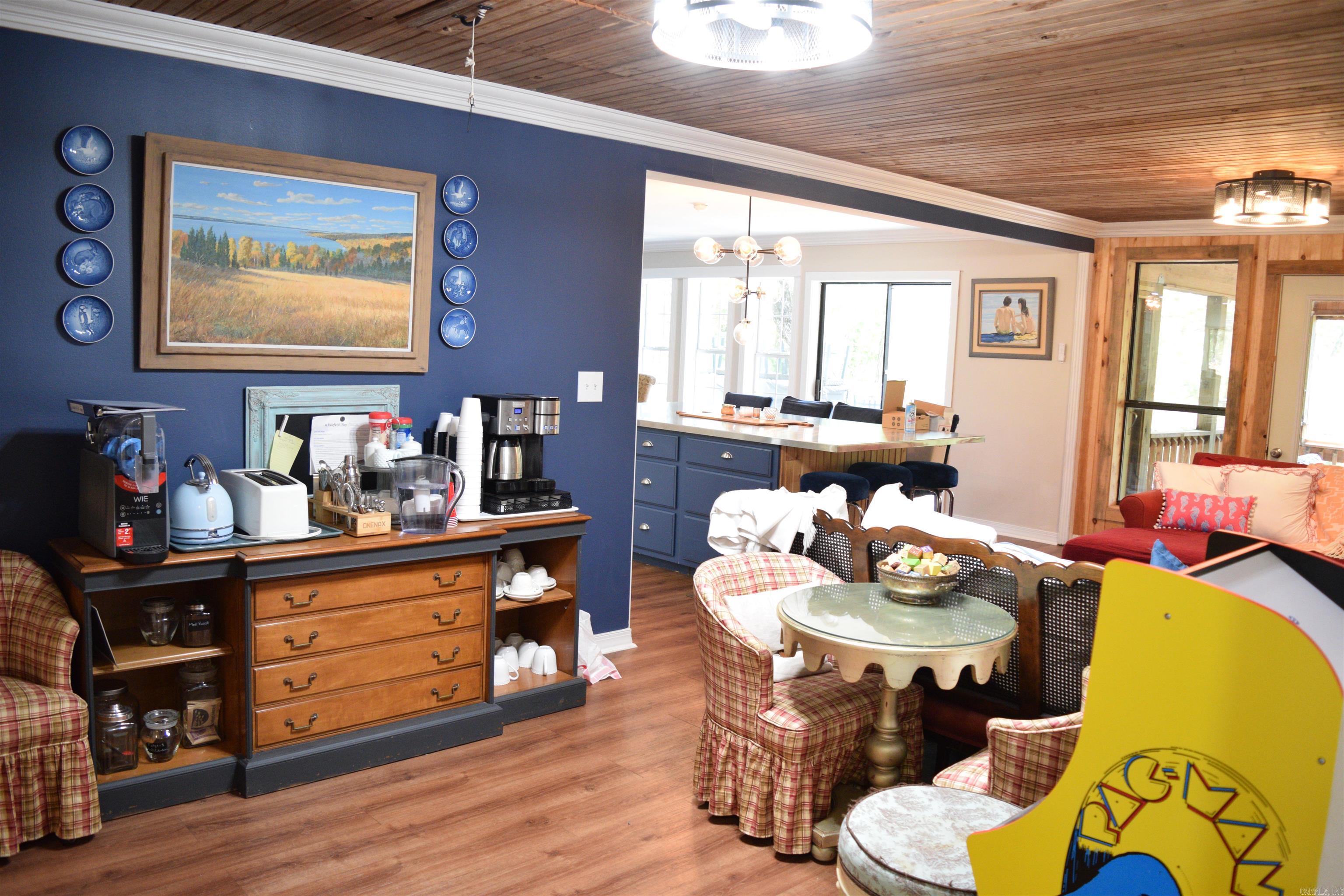 EMERALD COVE - Residential