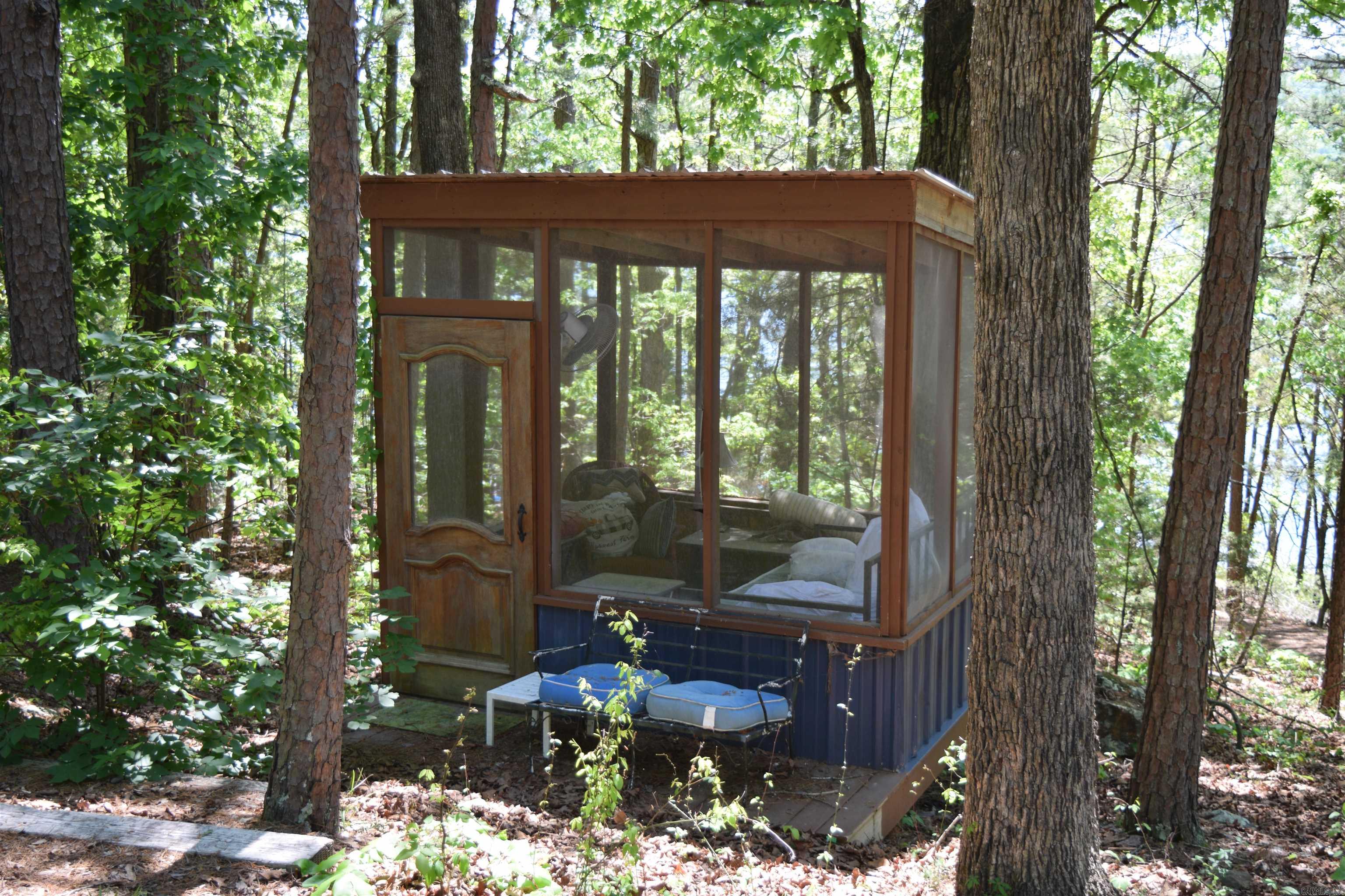 EMERALD COVE - Residential