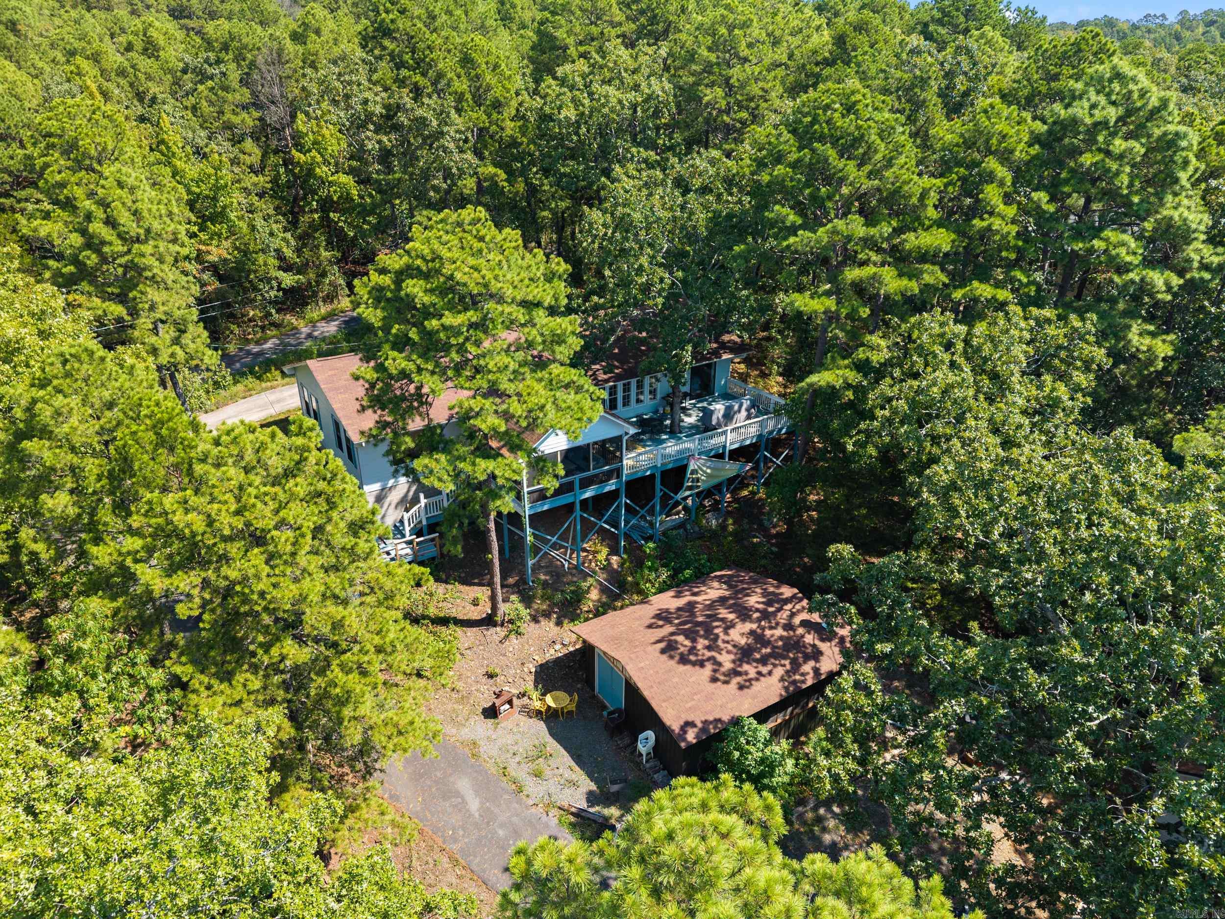EMERALD COVE - Residential