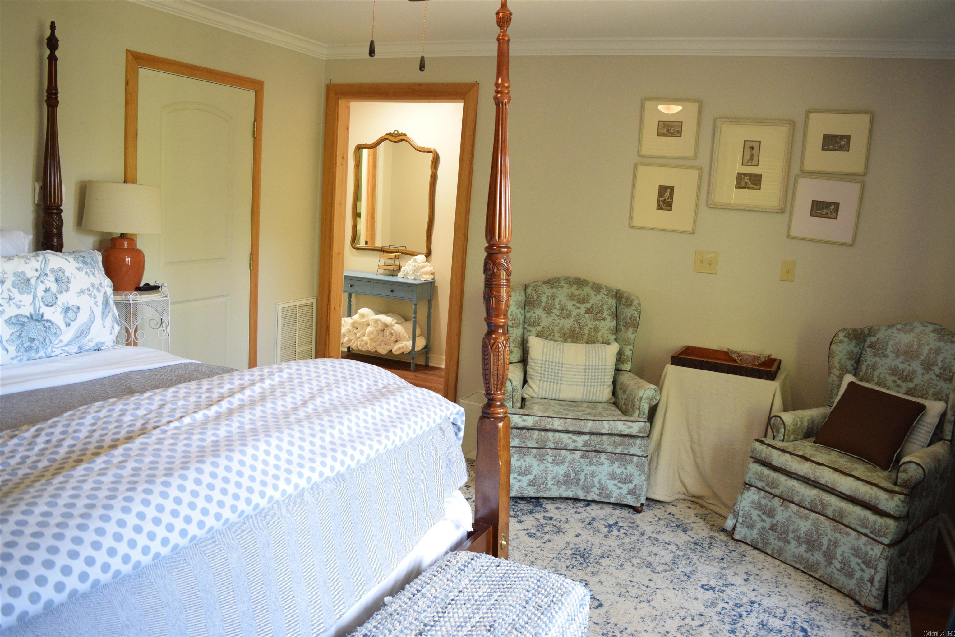 EMERALD COVE - Residential