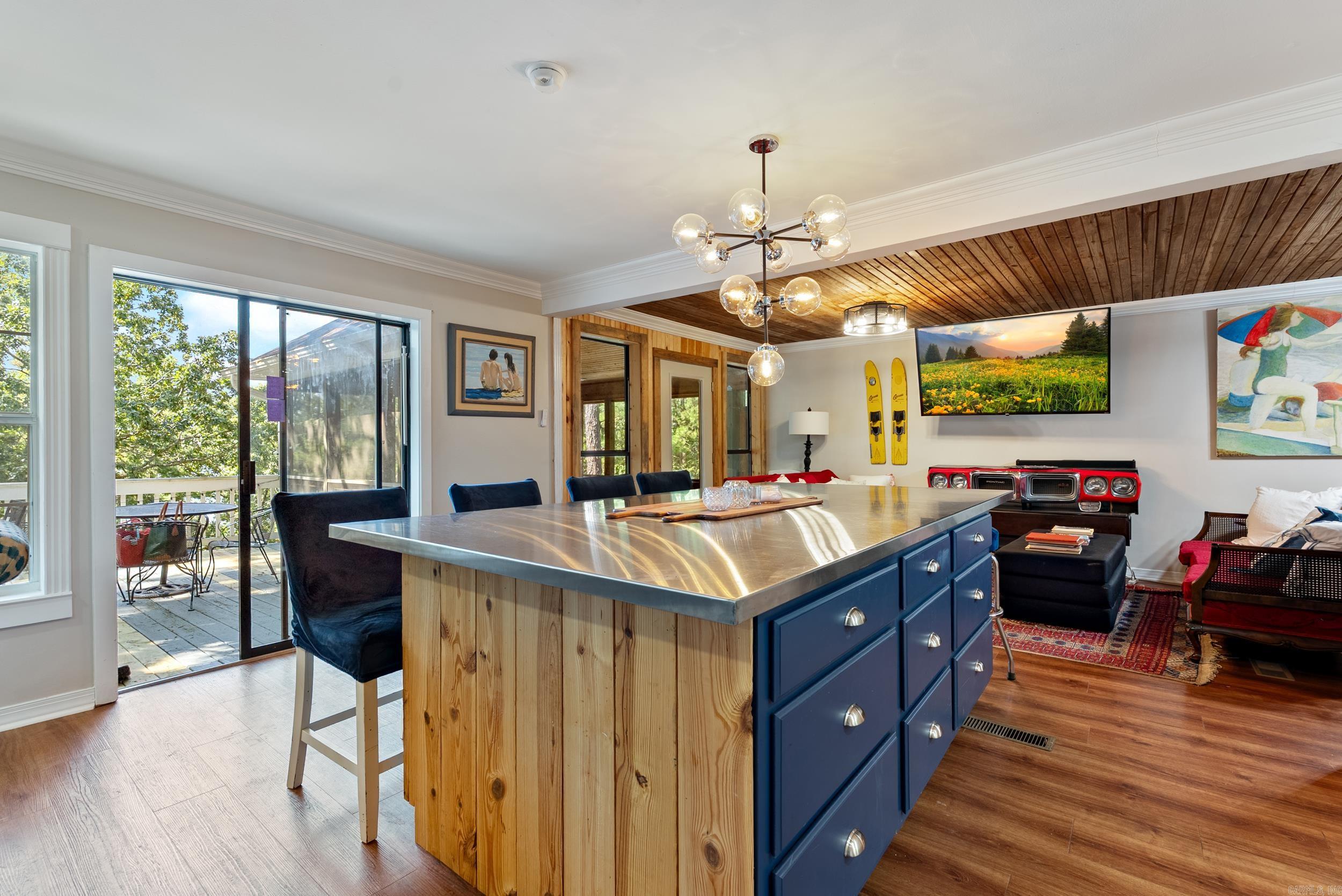 EMERALD COVE - Residential