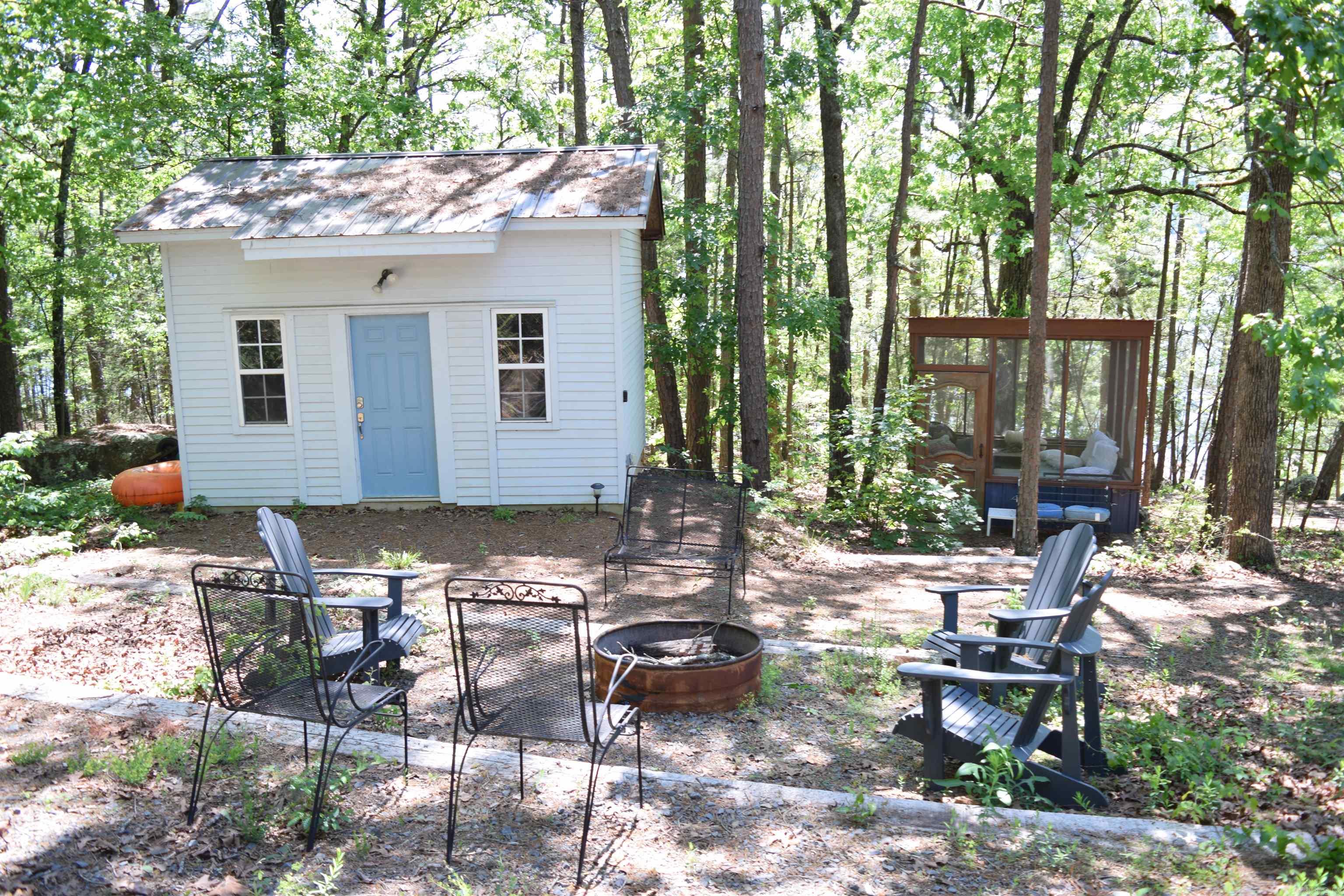 EMERALD COVE - Residential