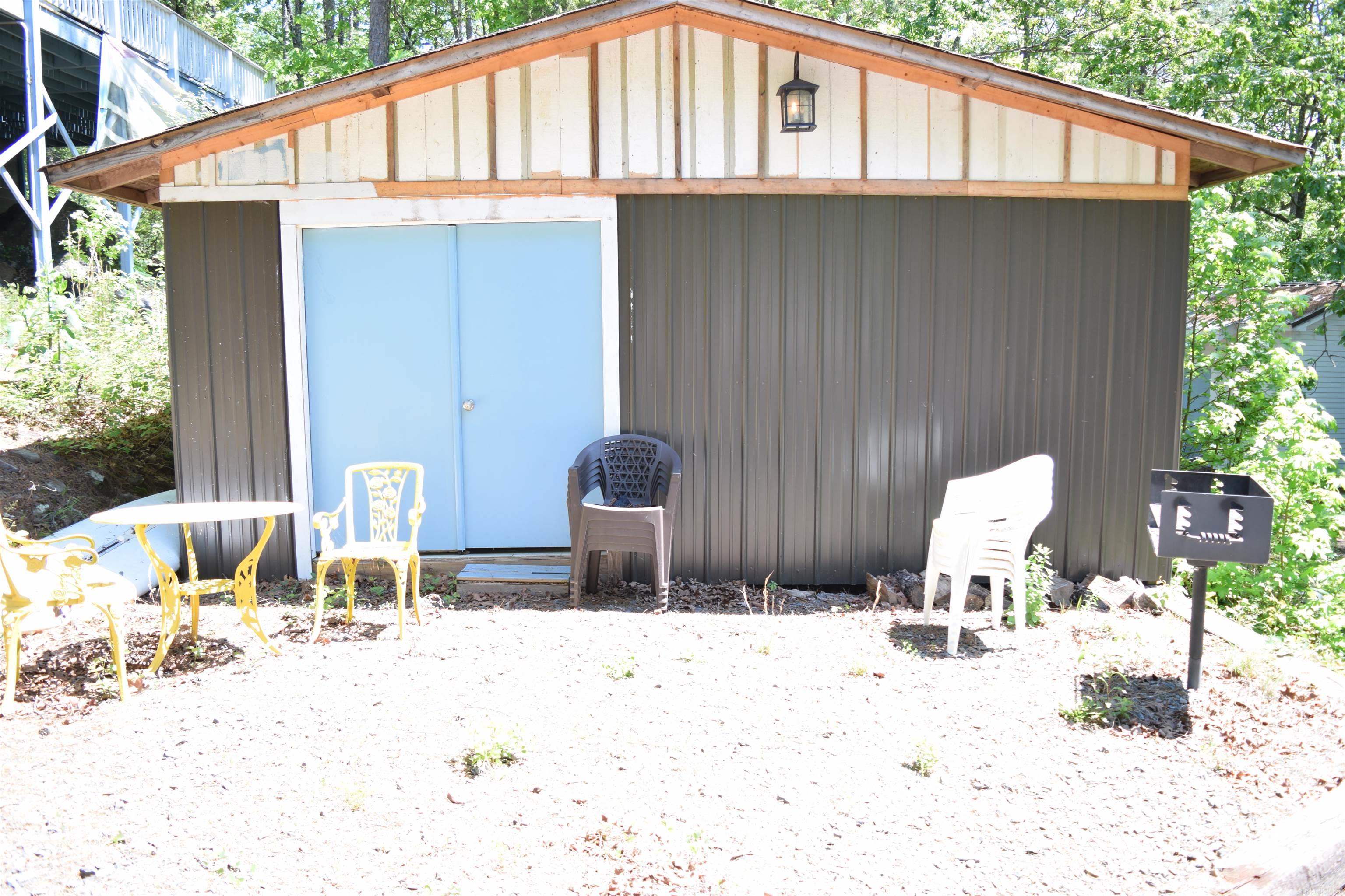 EMERALD COVE - Residential