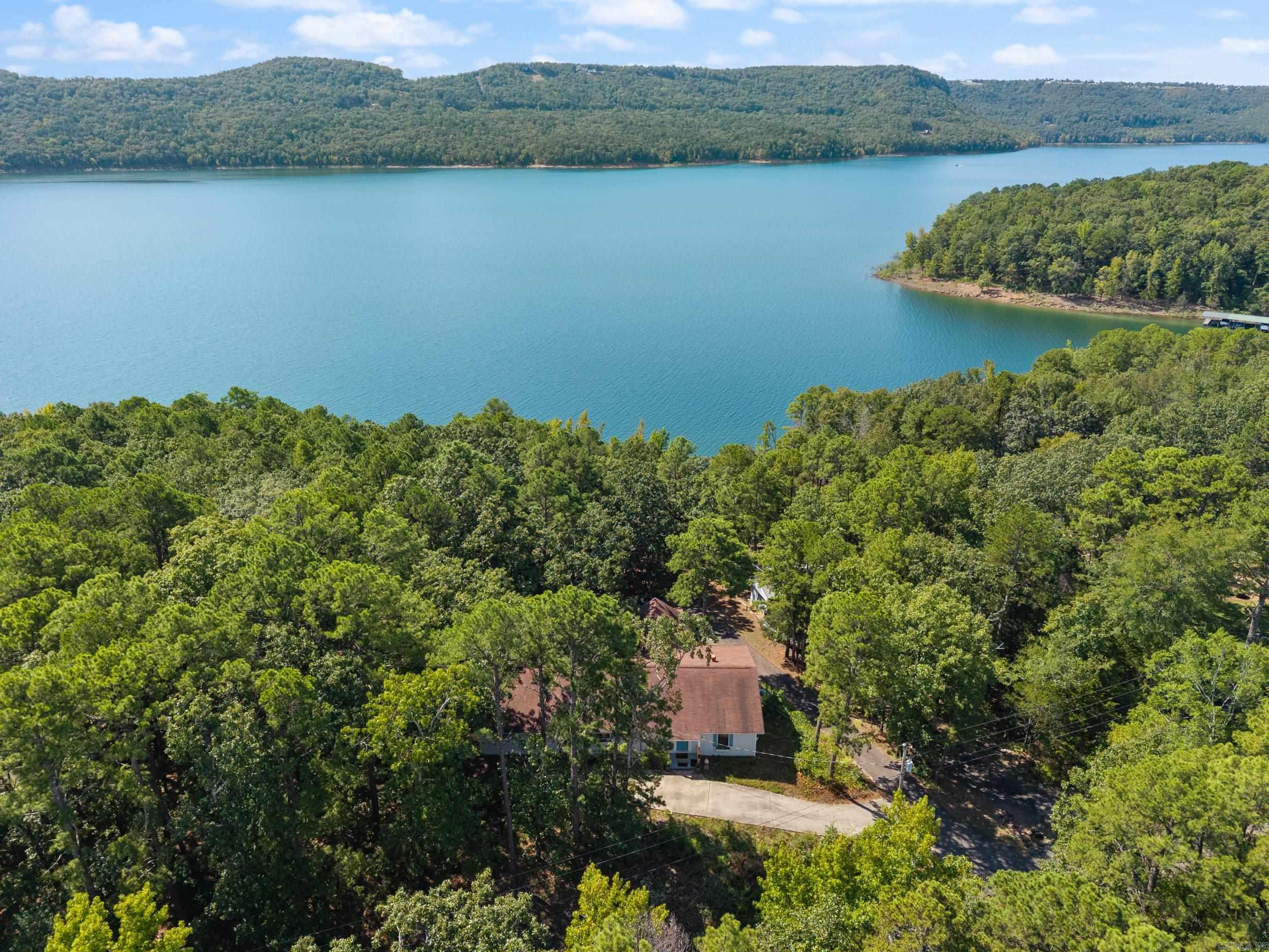 EMERALD COVE - Residential