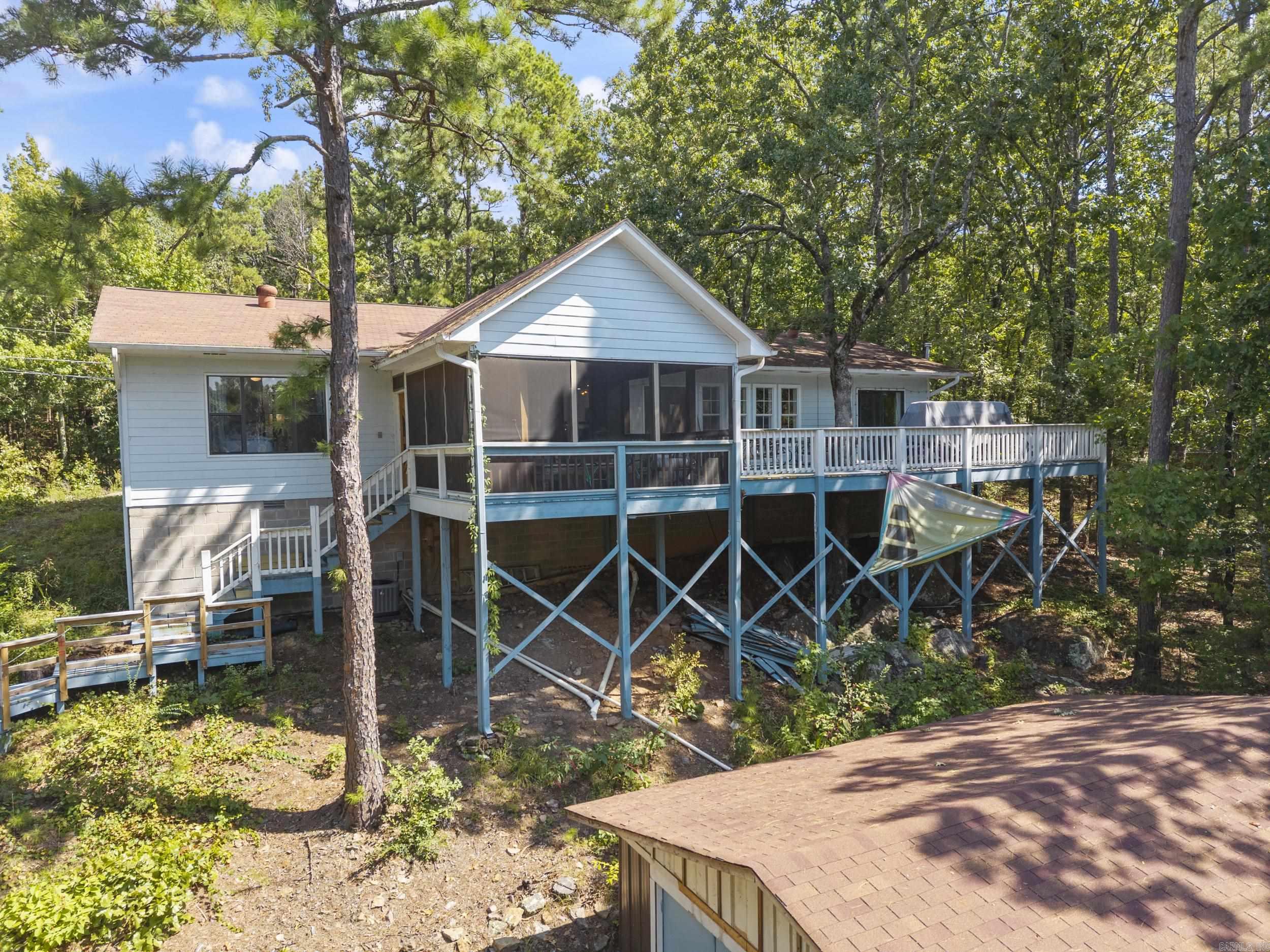 EMERALD COVE - Residential
