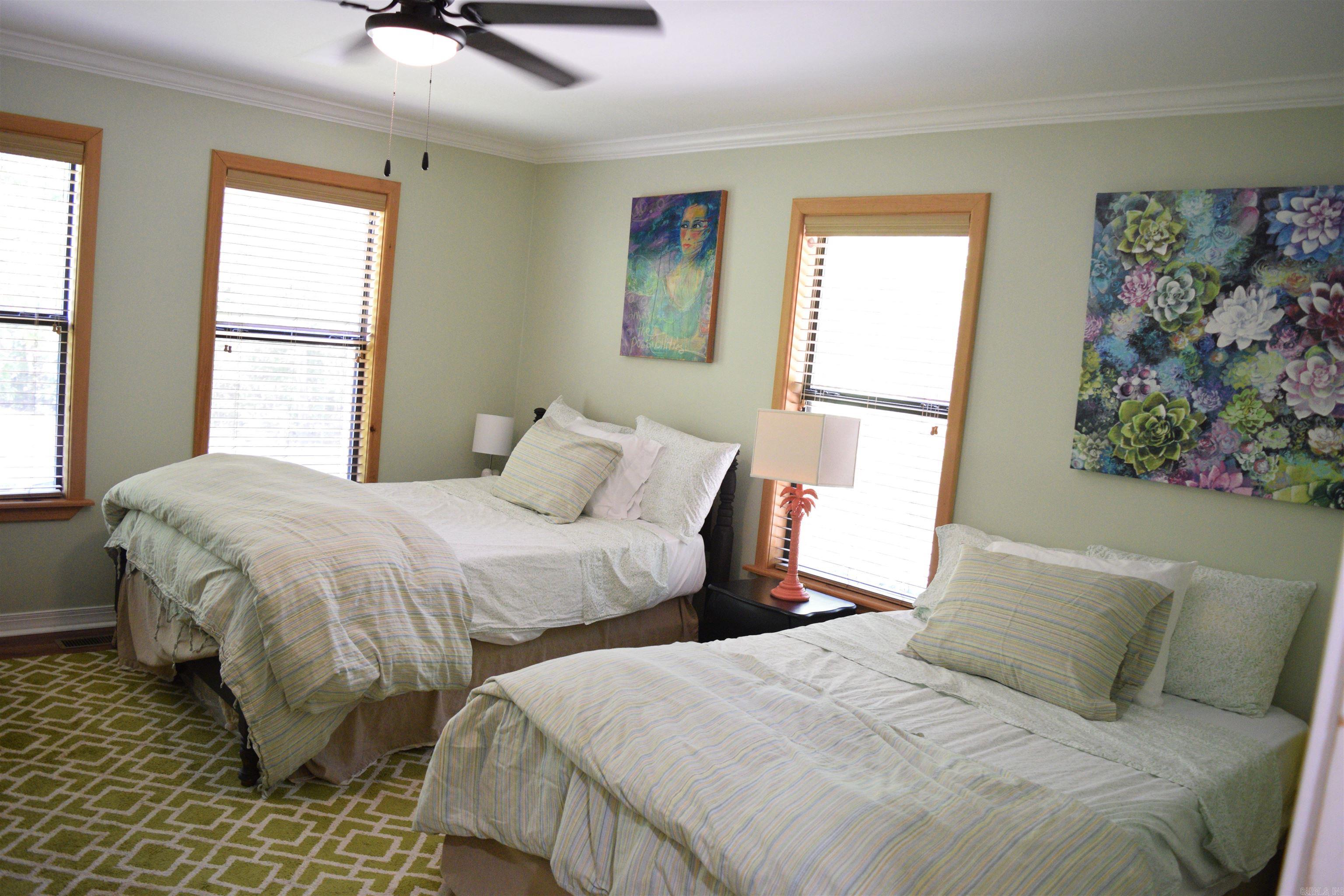 EMERALD COVE - Residential