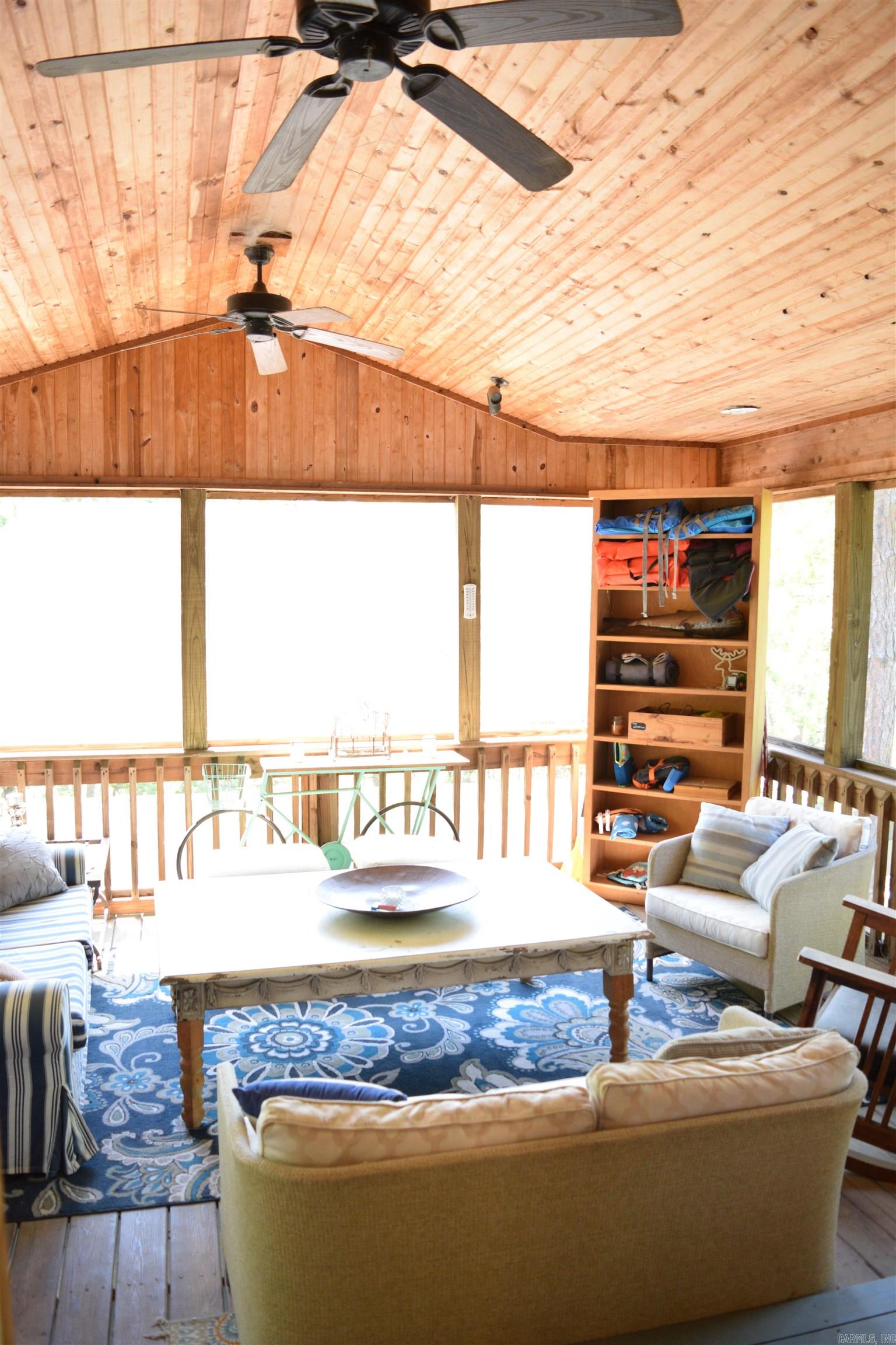 EMERALD COVE - Residential