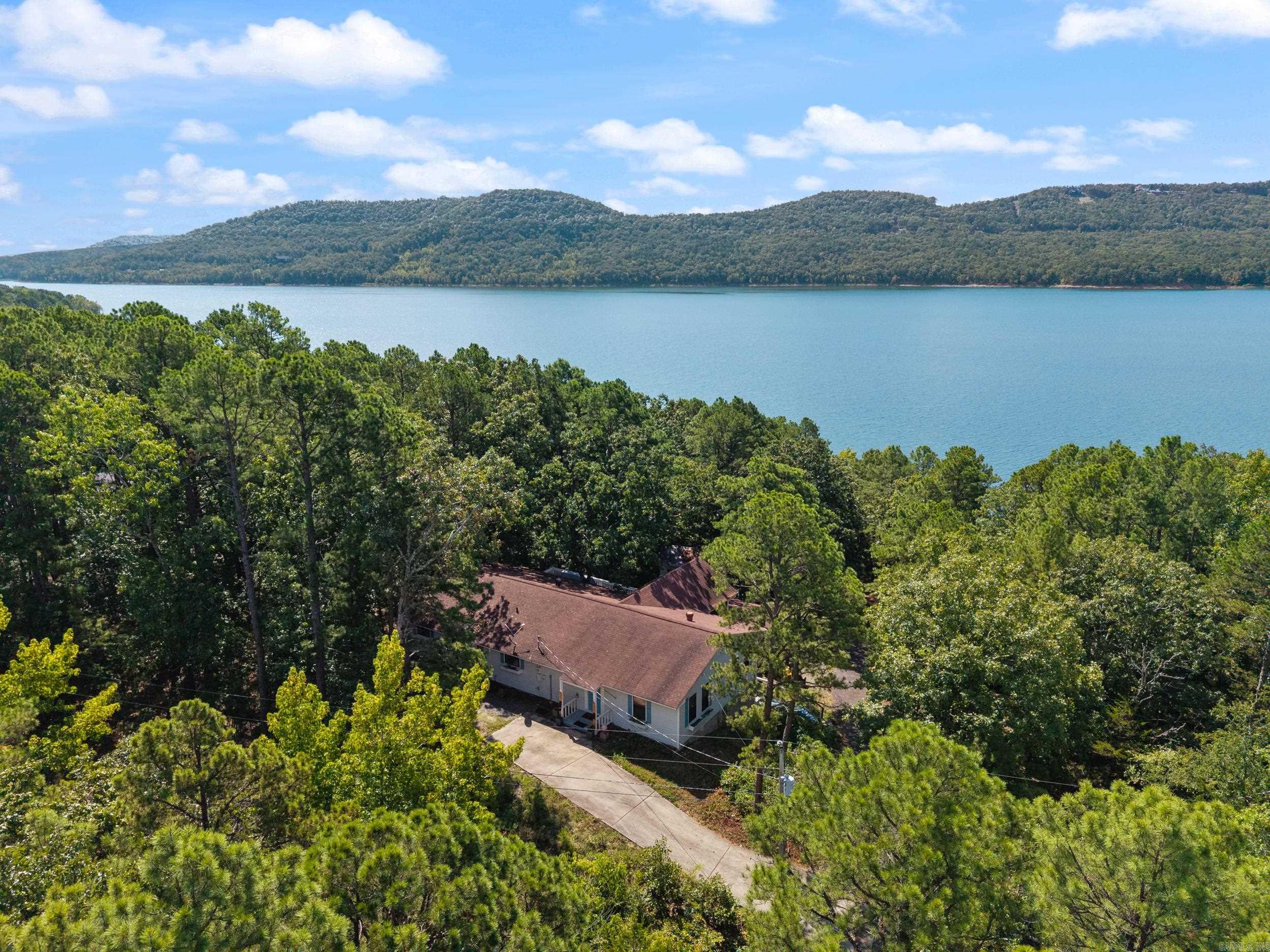 EMERALD COVE - Residential
