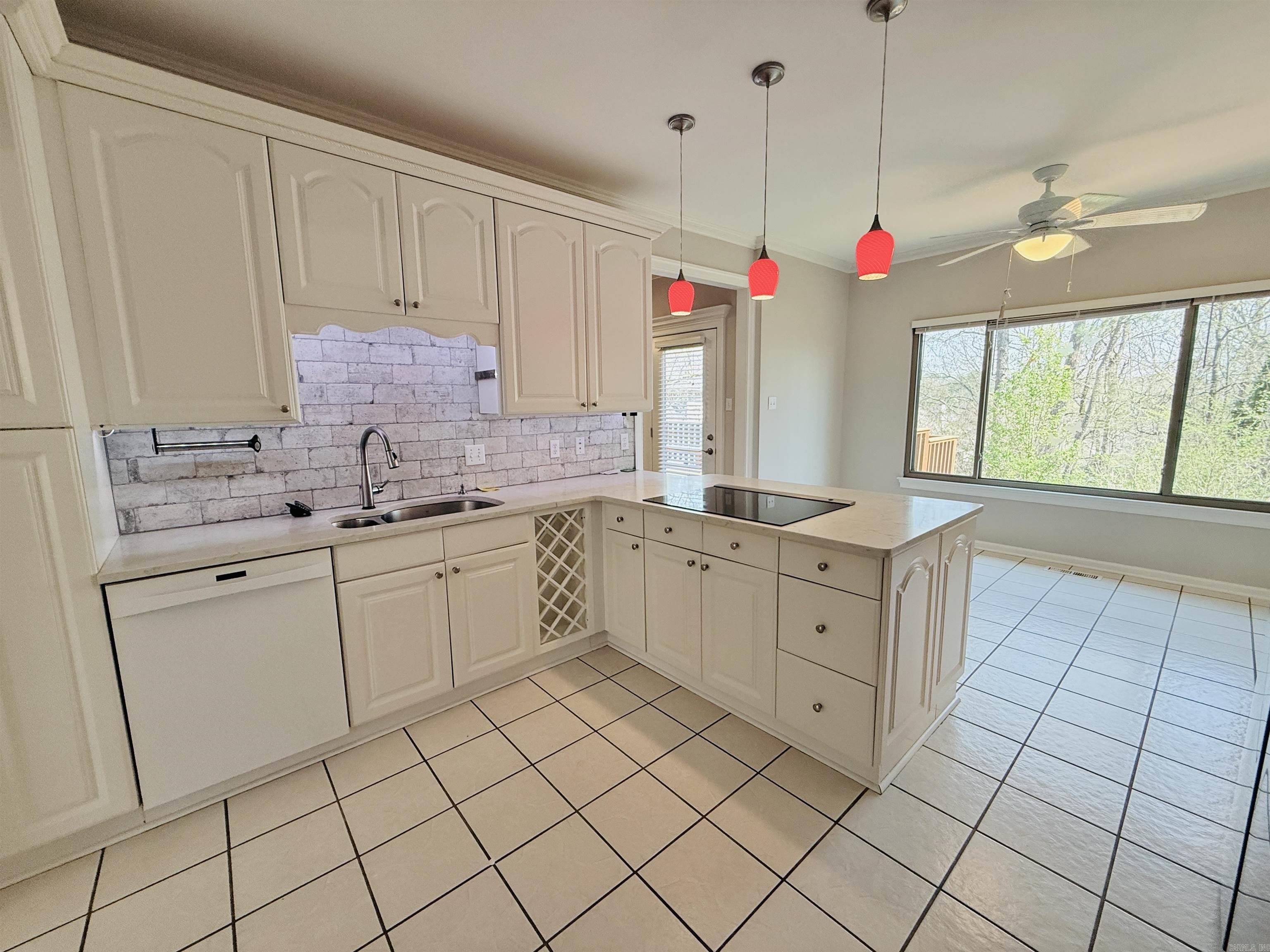 ST CHARLES ADDN - Residential