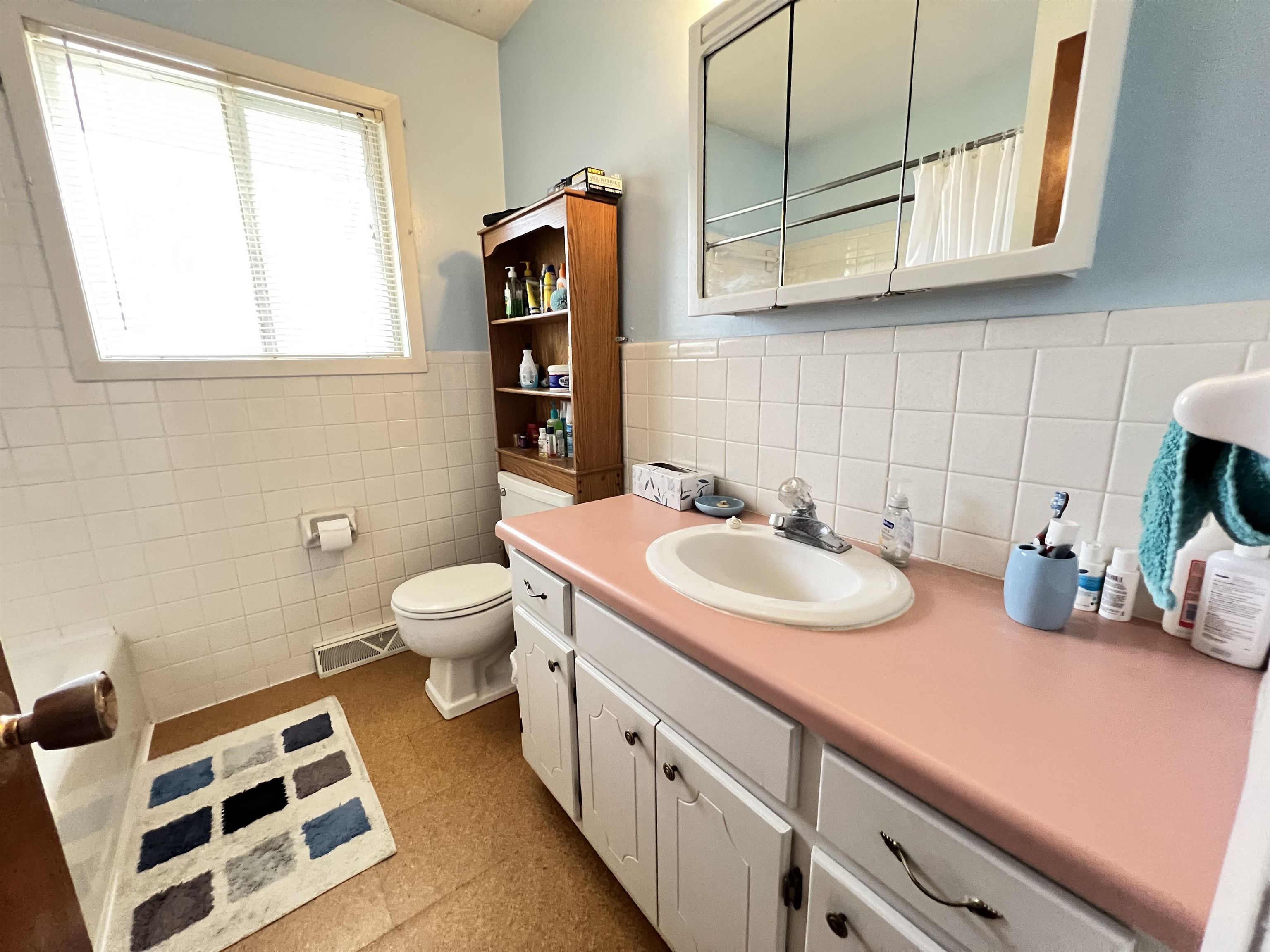 Dakota Second - Residential