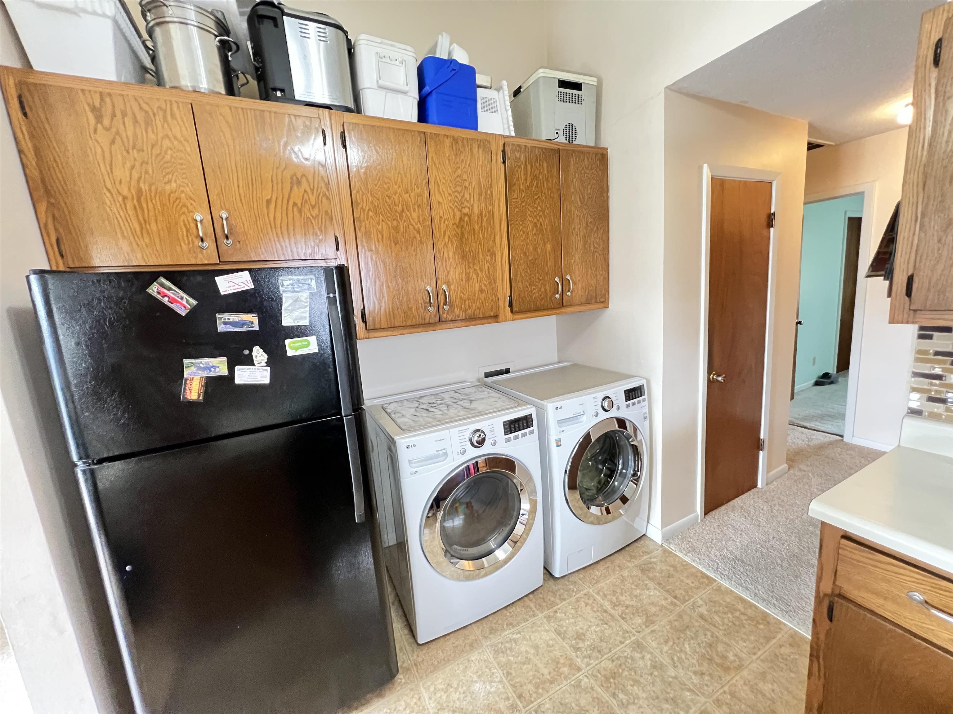 Dakota Second - Residential