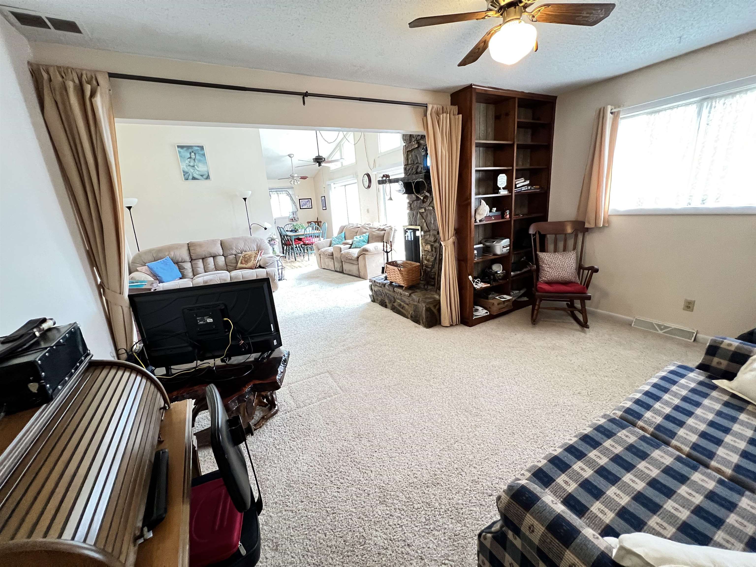 Dakota Second - Residential