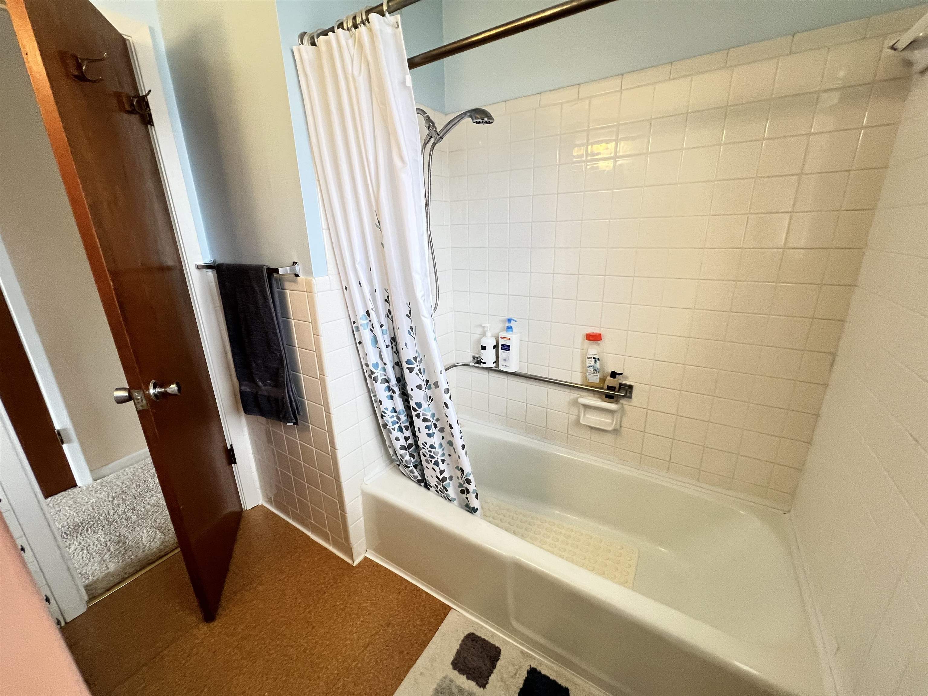 Dakota Second - Residential