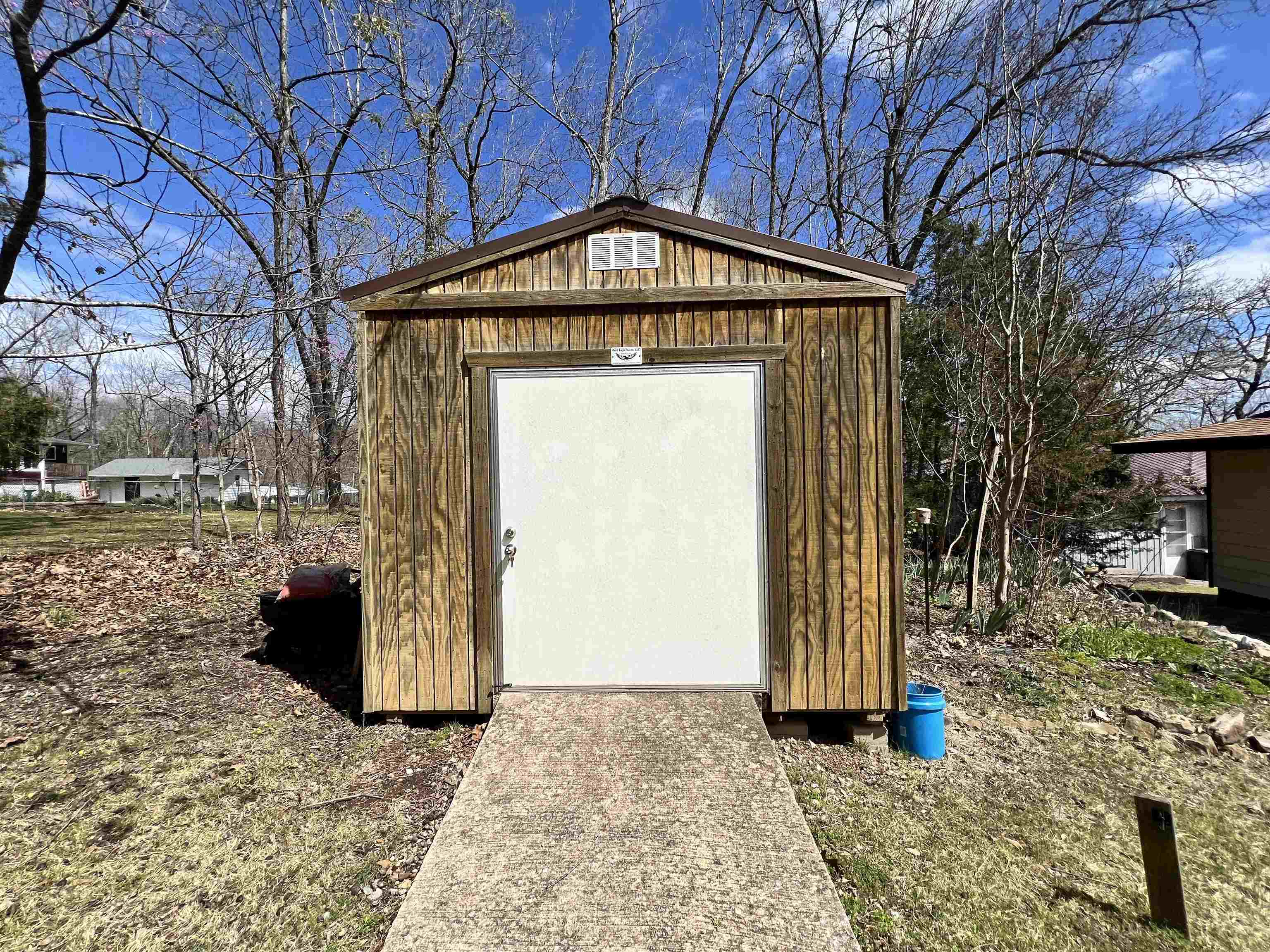 Dakota Second - Residential