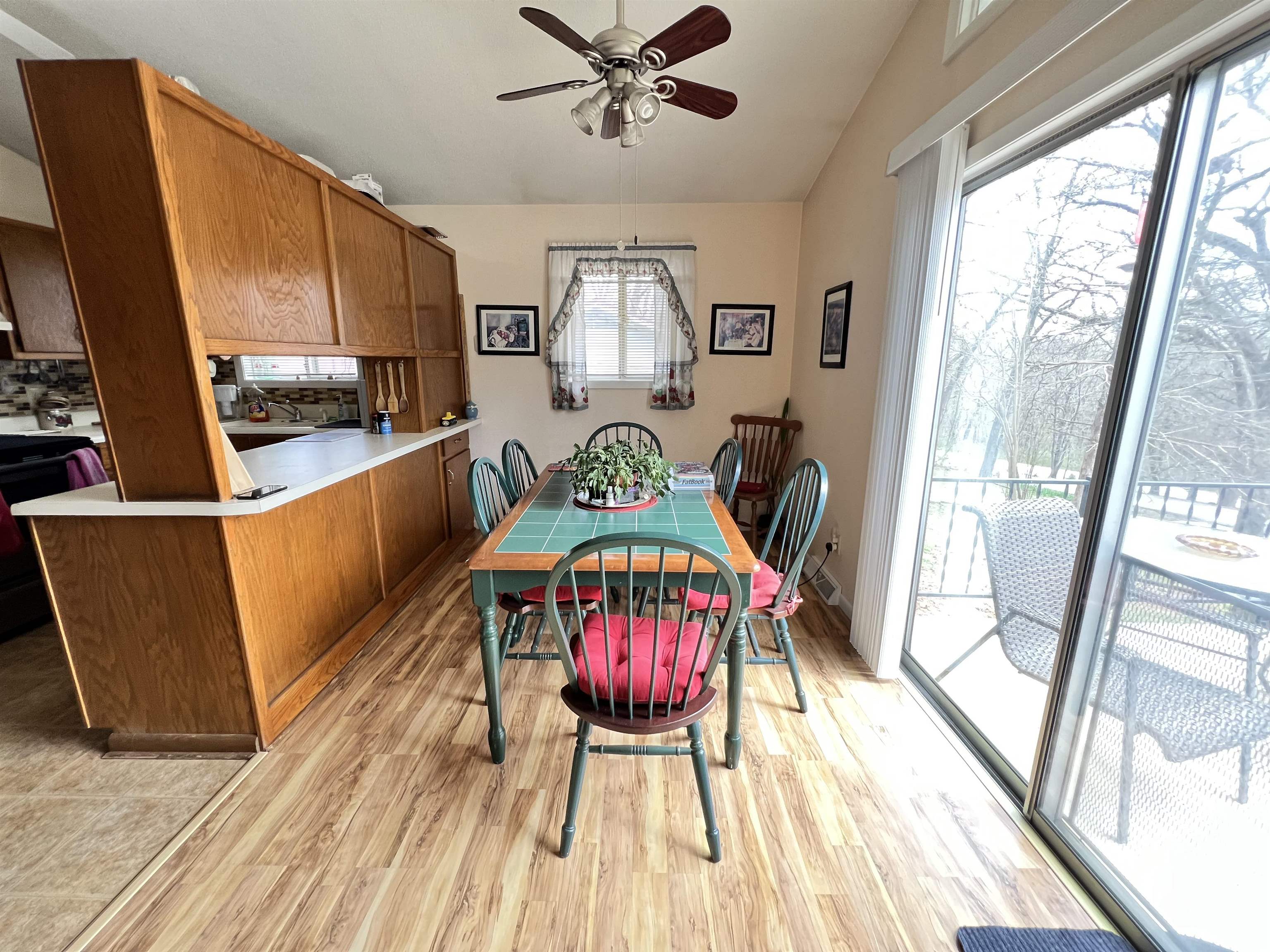 Dakota Second - Residential