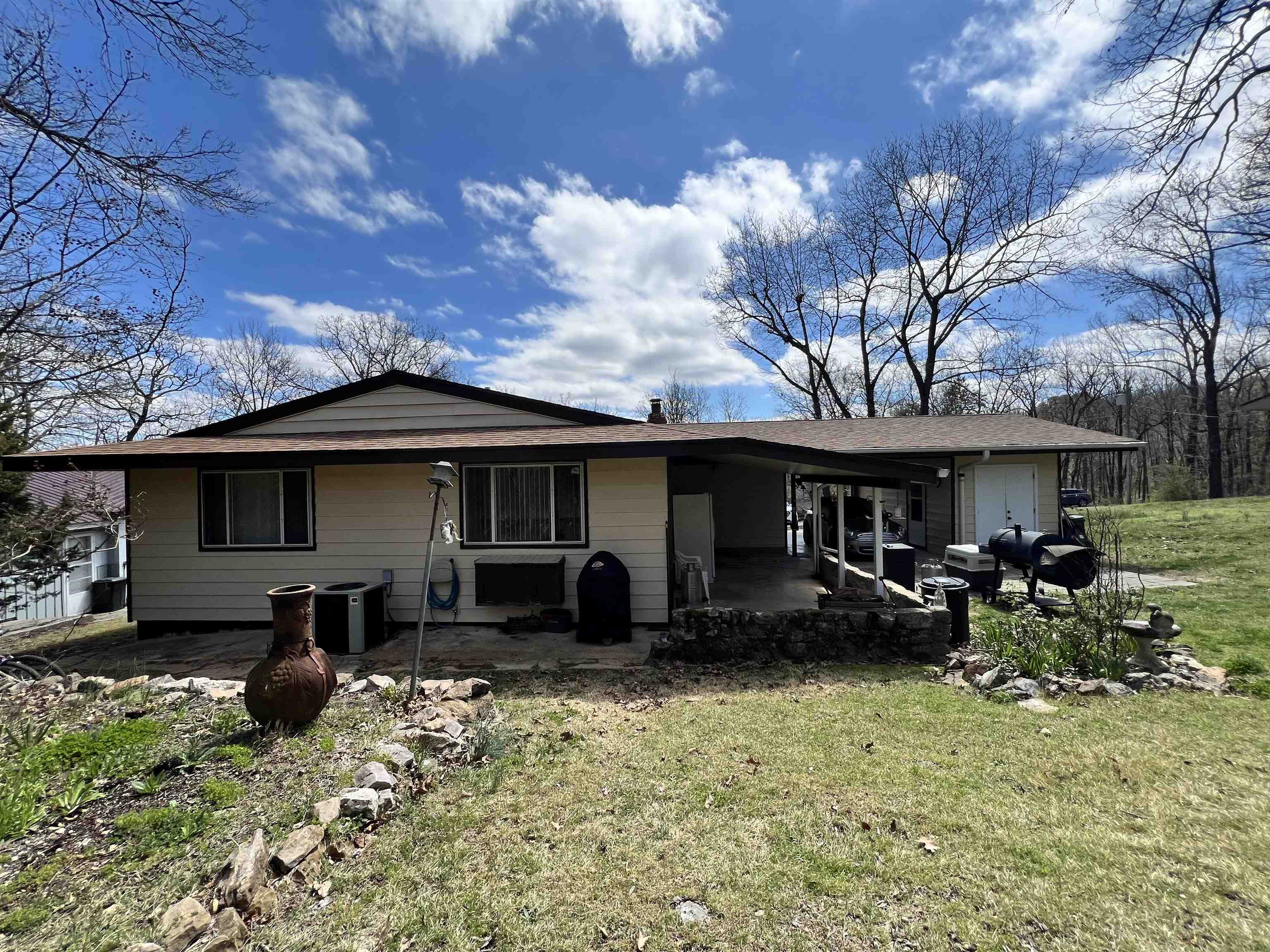 Dakota Second - Residential