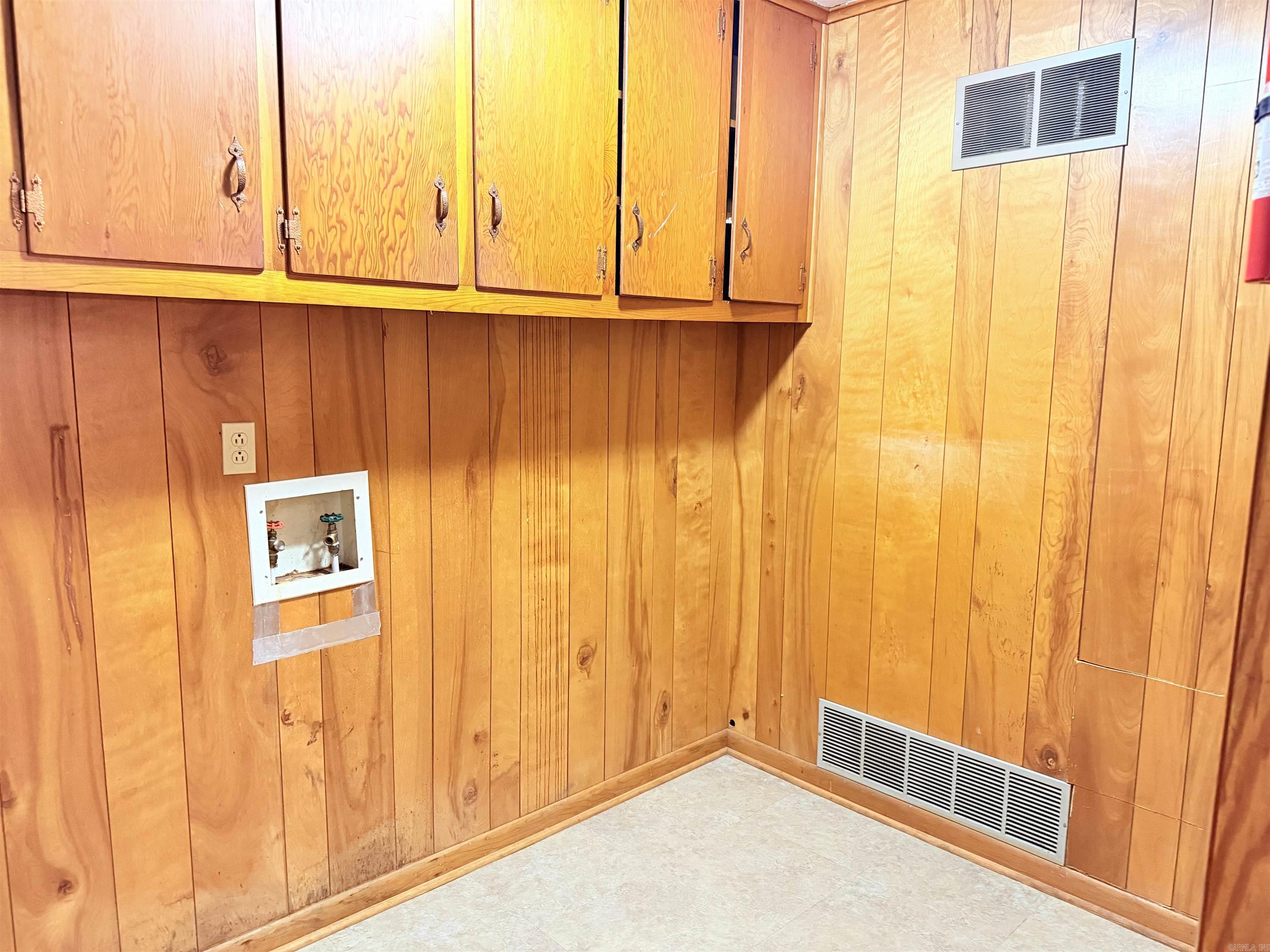 CLOVERDALE ADD (SEARCY) - Residential