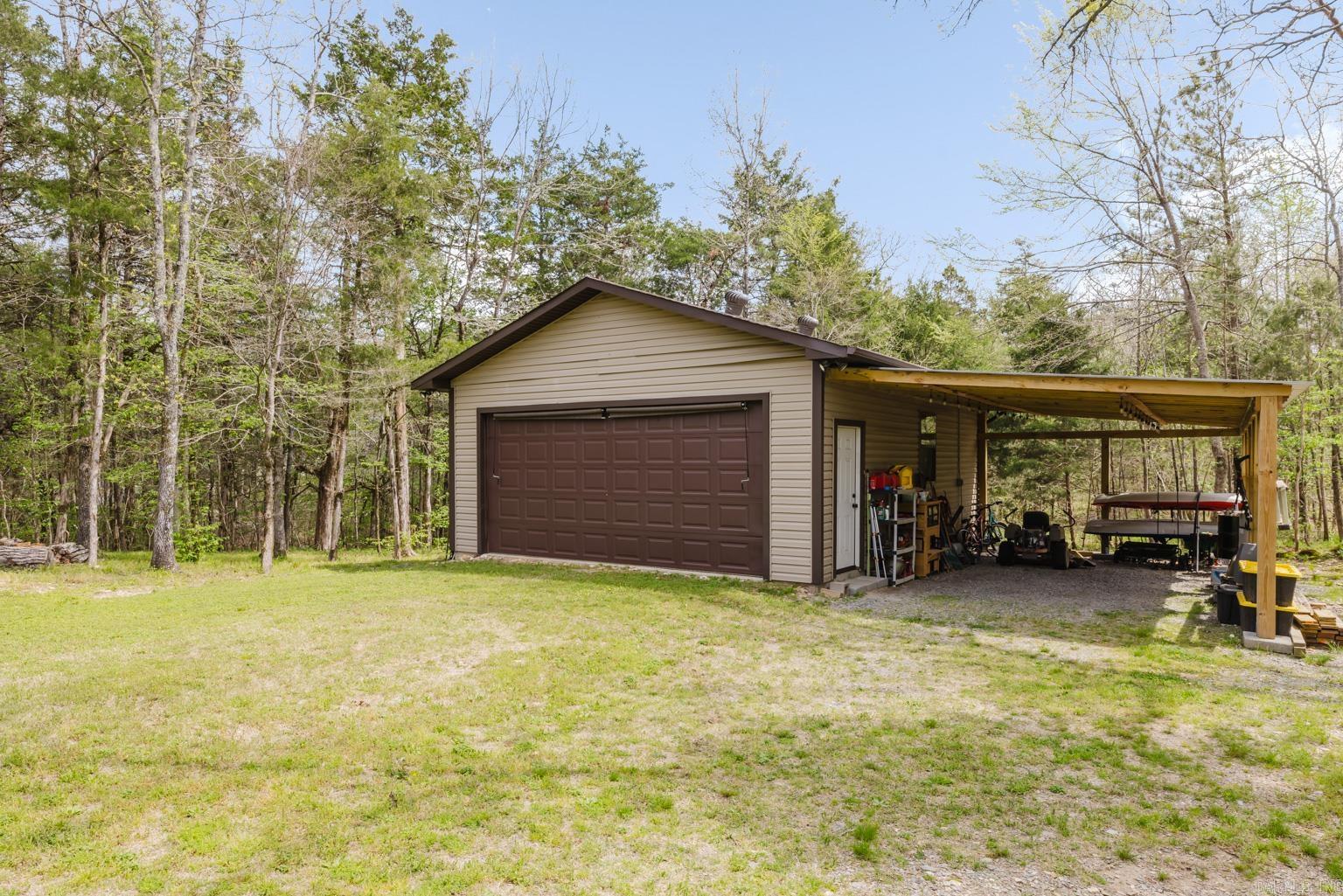 BROOKHAVEN ESTATES - Residential