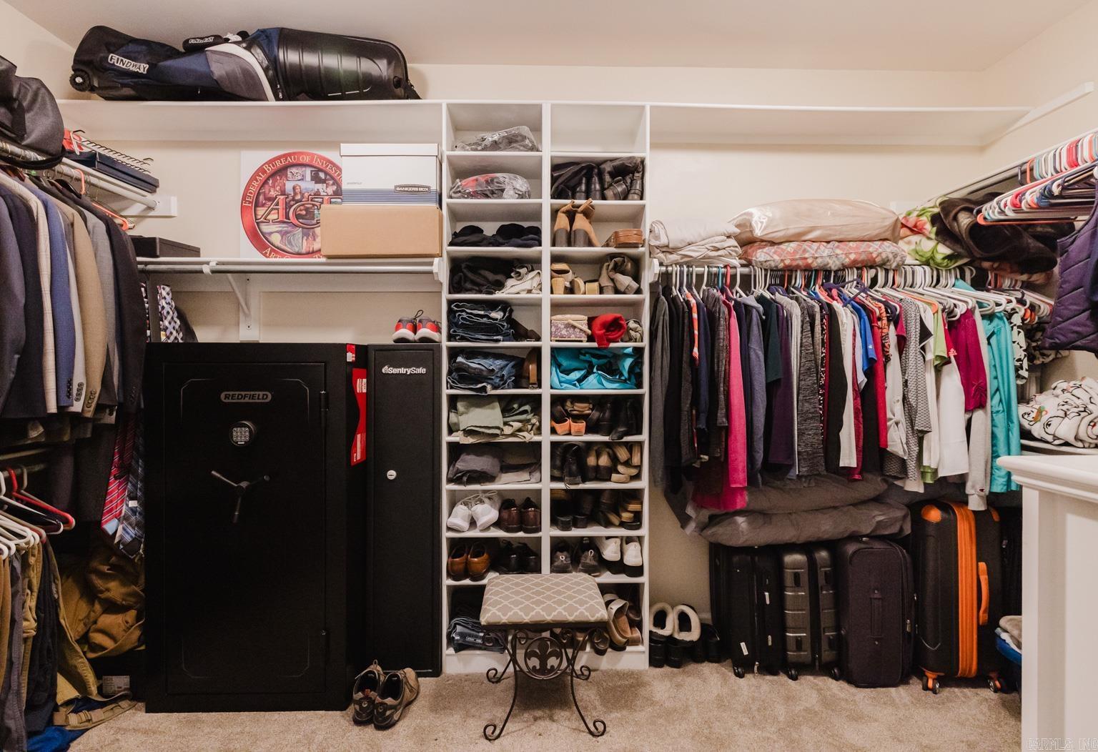 BROOKHAVEN ESTATES - Residential