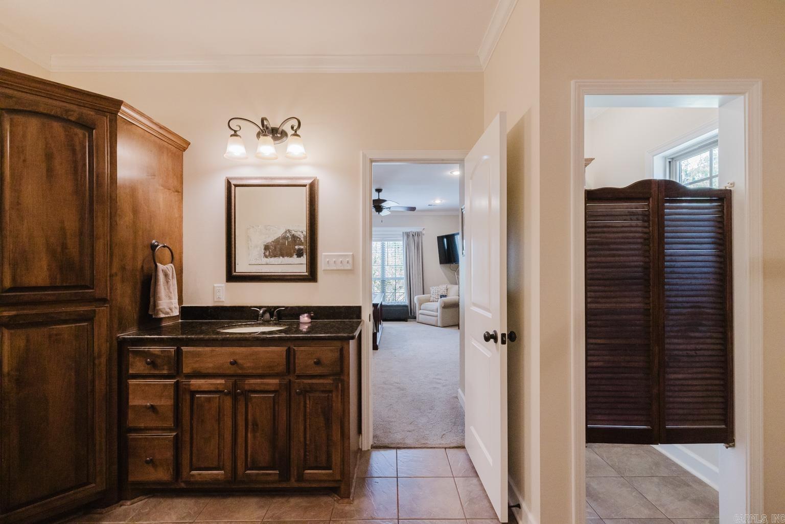 BROOKHAVEN ESTATES - Residential