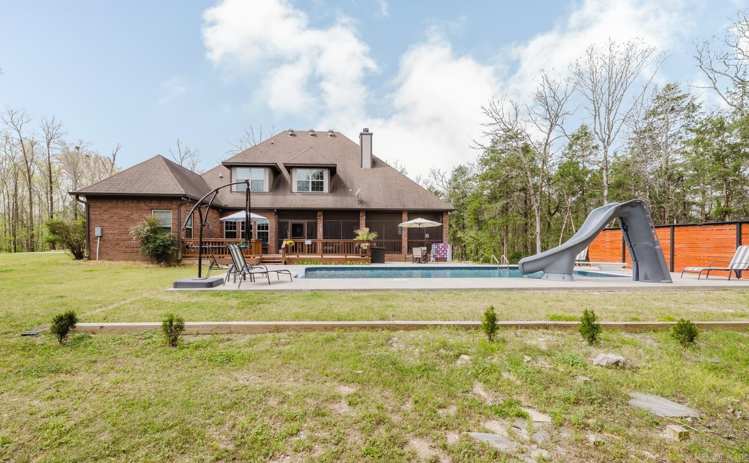 BROOKHAVEN ESTATES - Residential