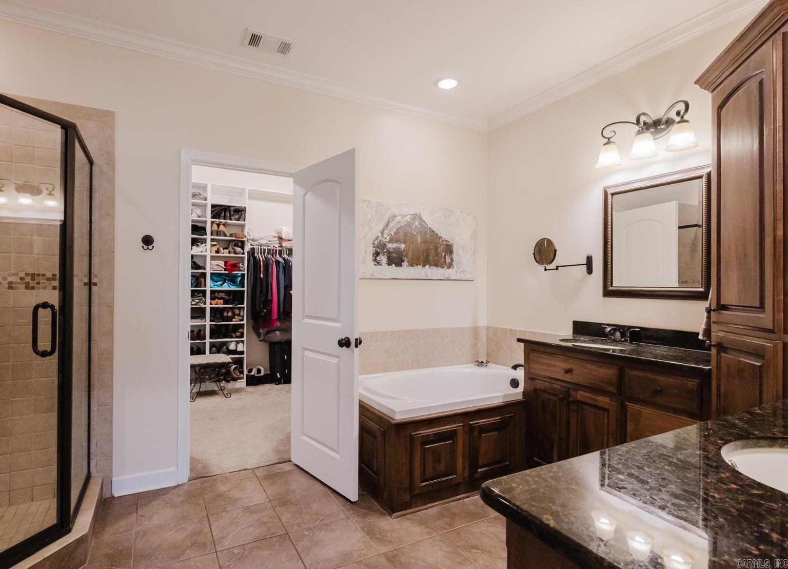 BROOKHAVEN ESTATES - Residential