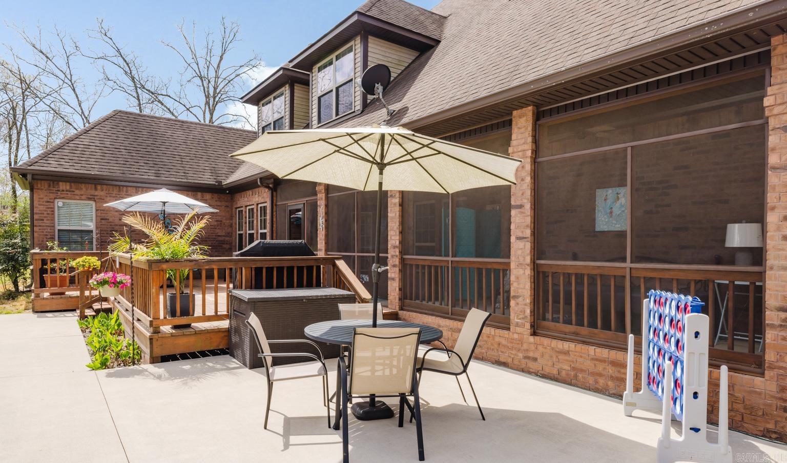 BROOKHAVEN ESTATES - Residential