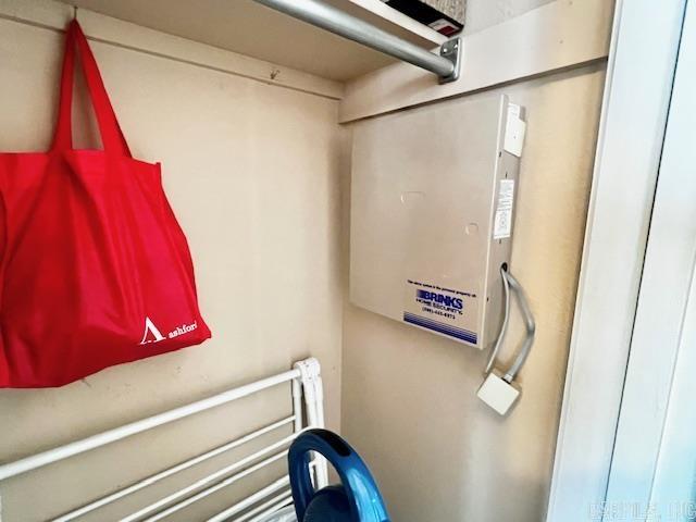 KROOKED KREEK - Residential