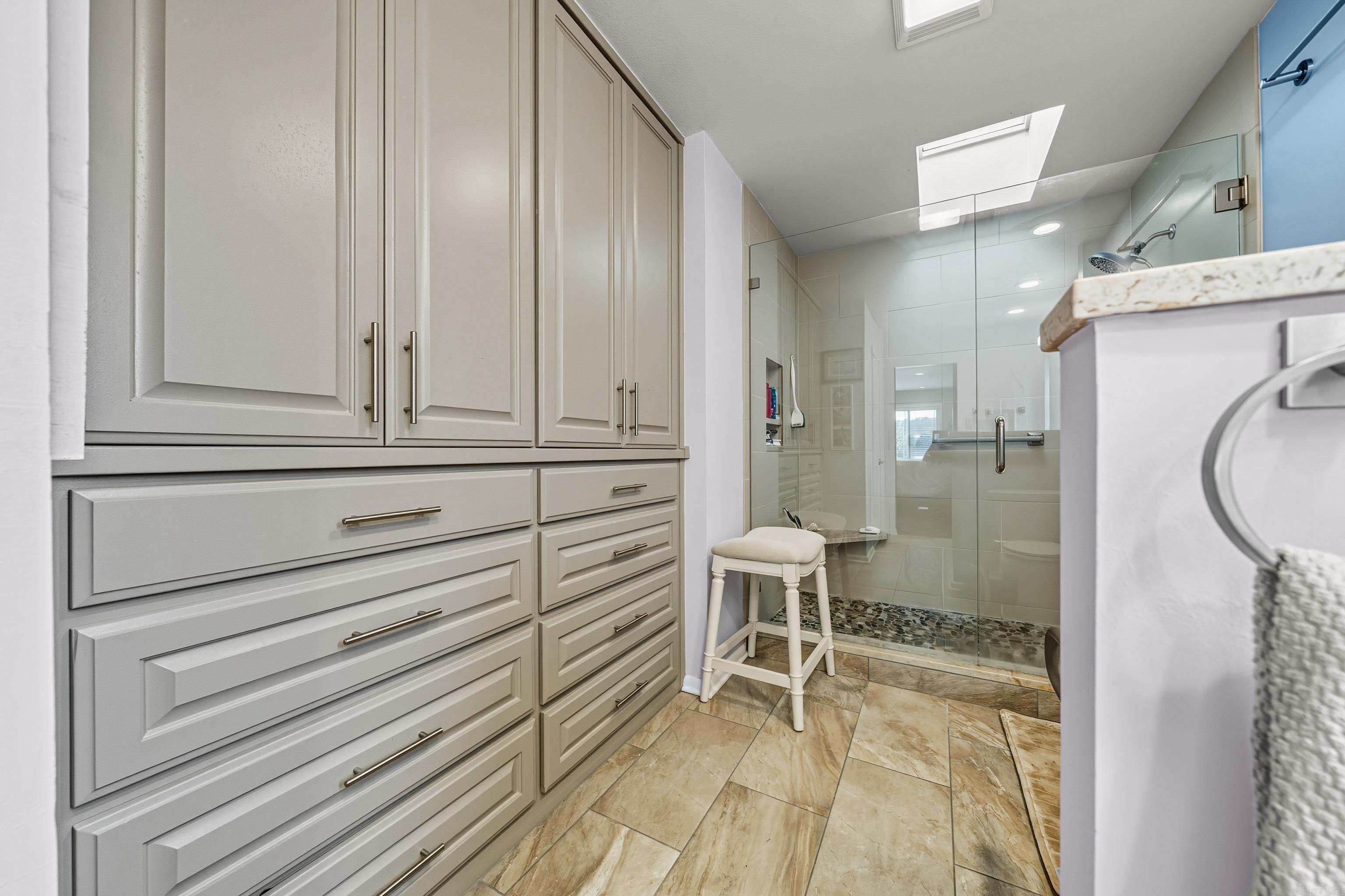 Hamilton Gate #2 - Residential