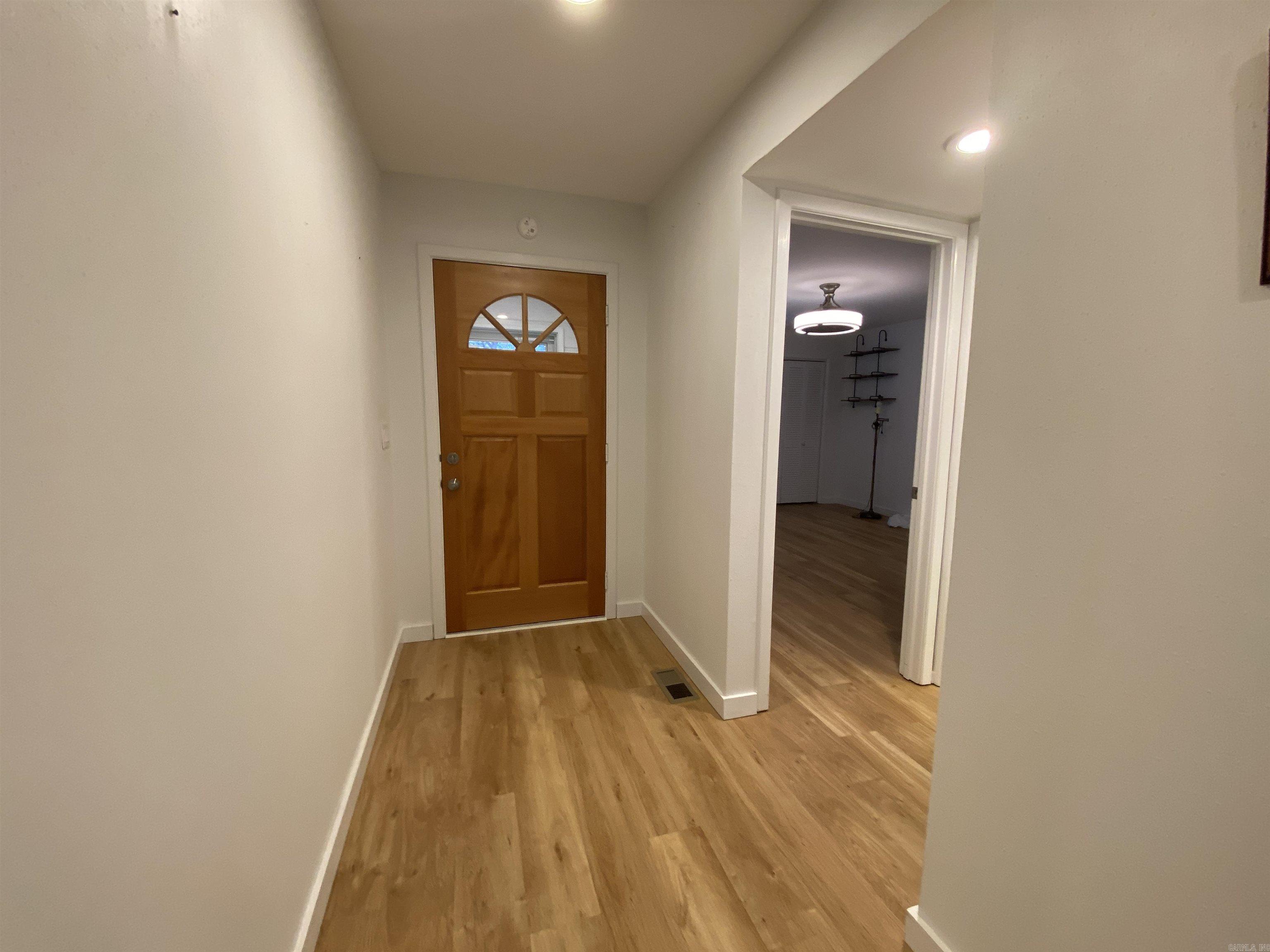 COUNTRY CLUB RIDGE - Residential