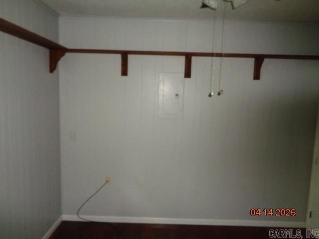 COY LEE SOUTHERLAND - Residential