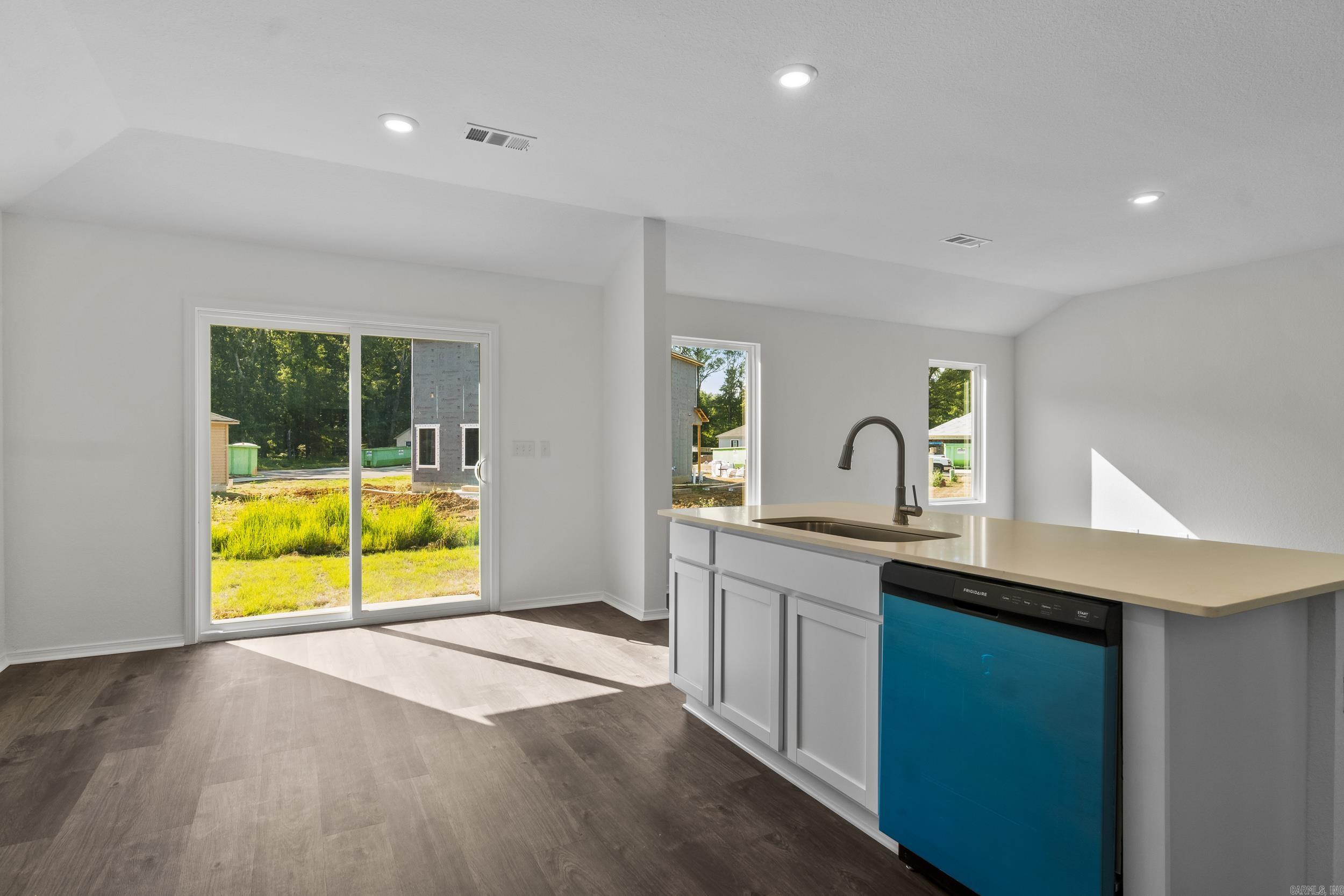 TERRENCE COVE - Residential