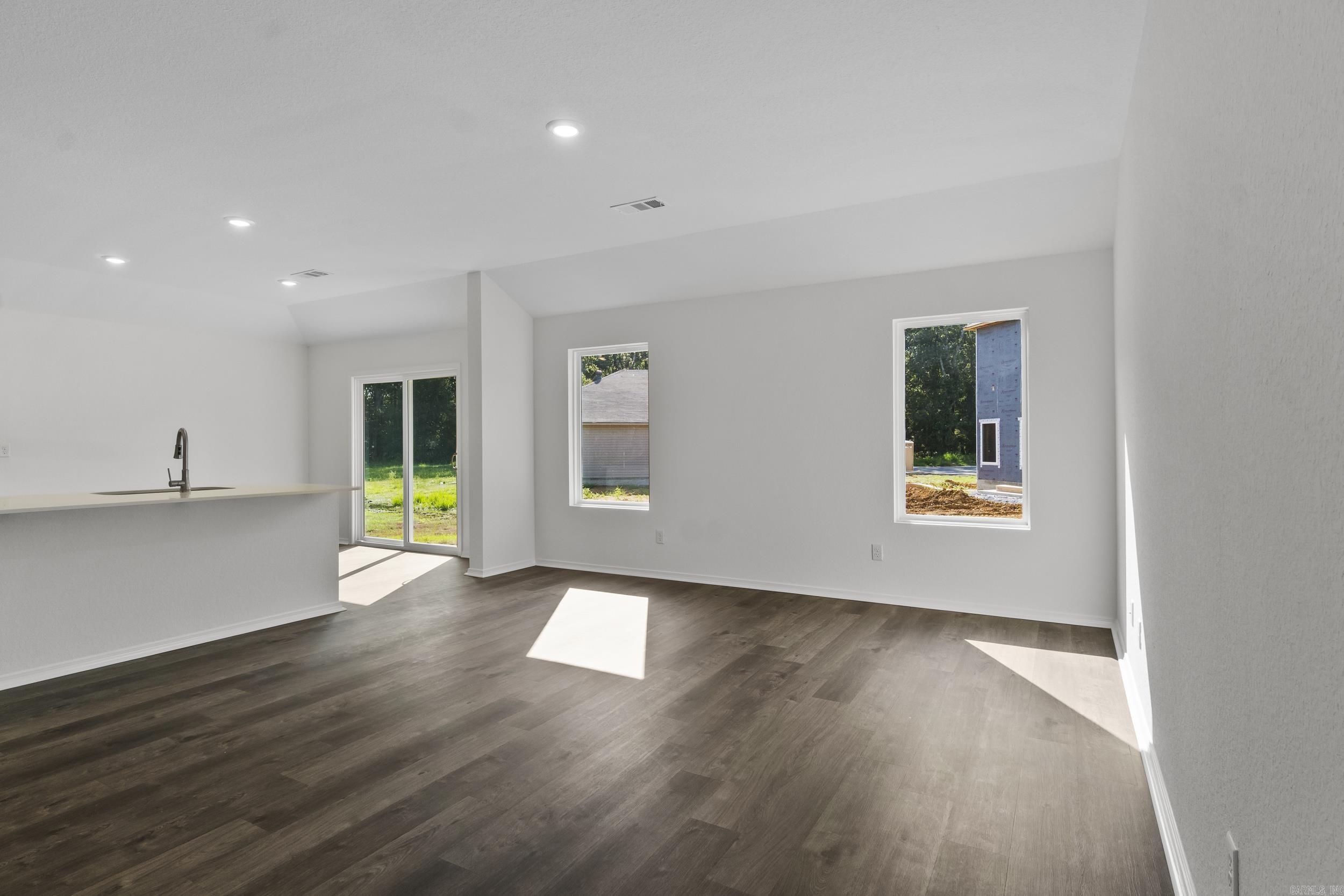 TERRENCE COVE - Residential