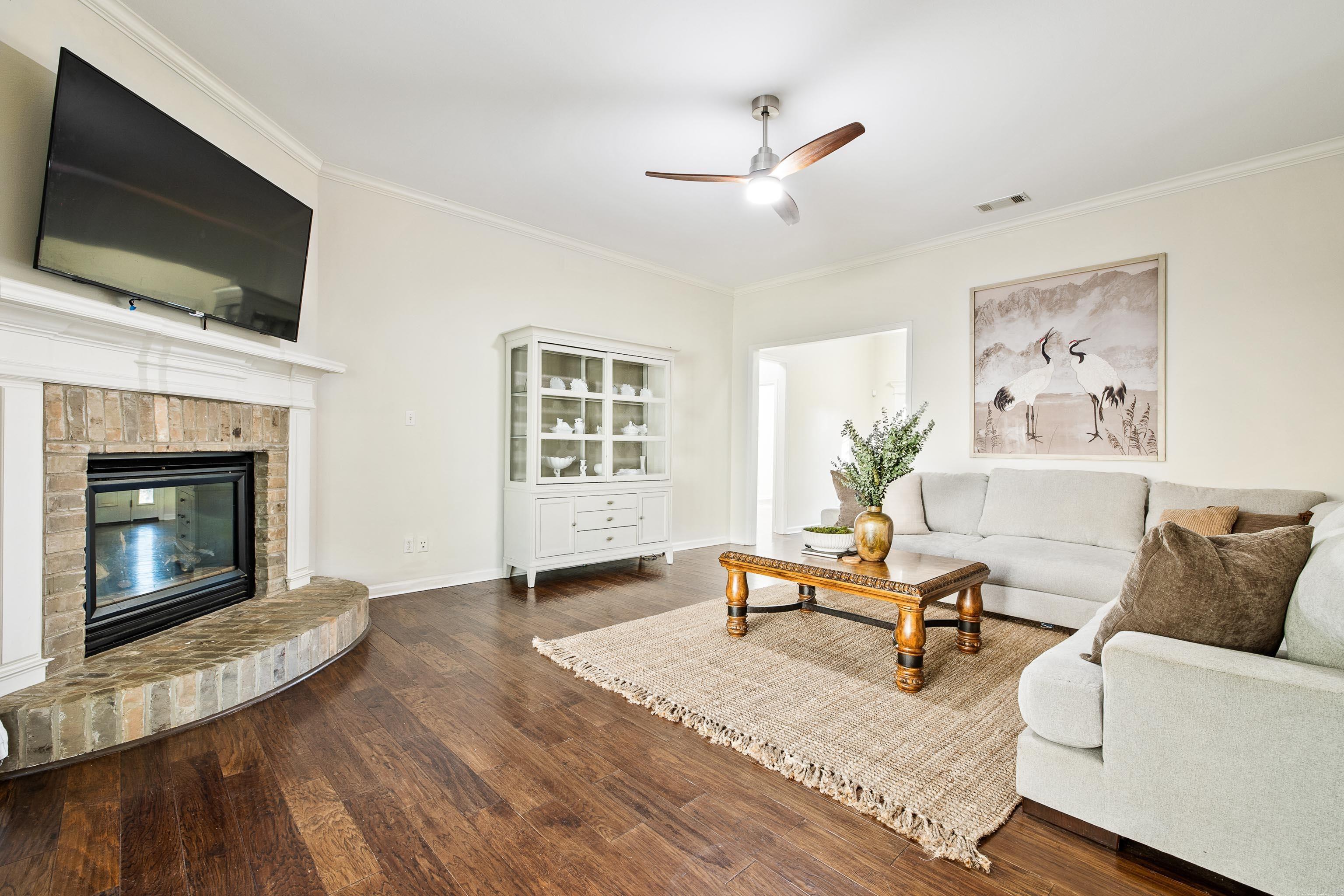 HURRICANE LAKE EST - Residential