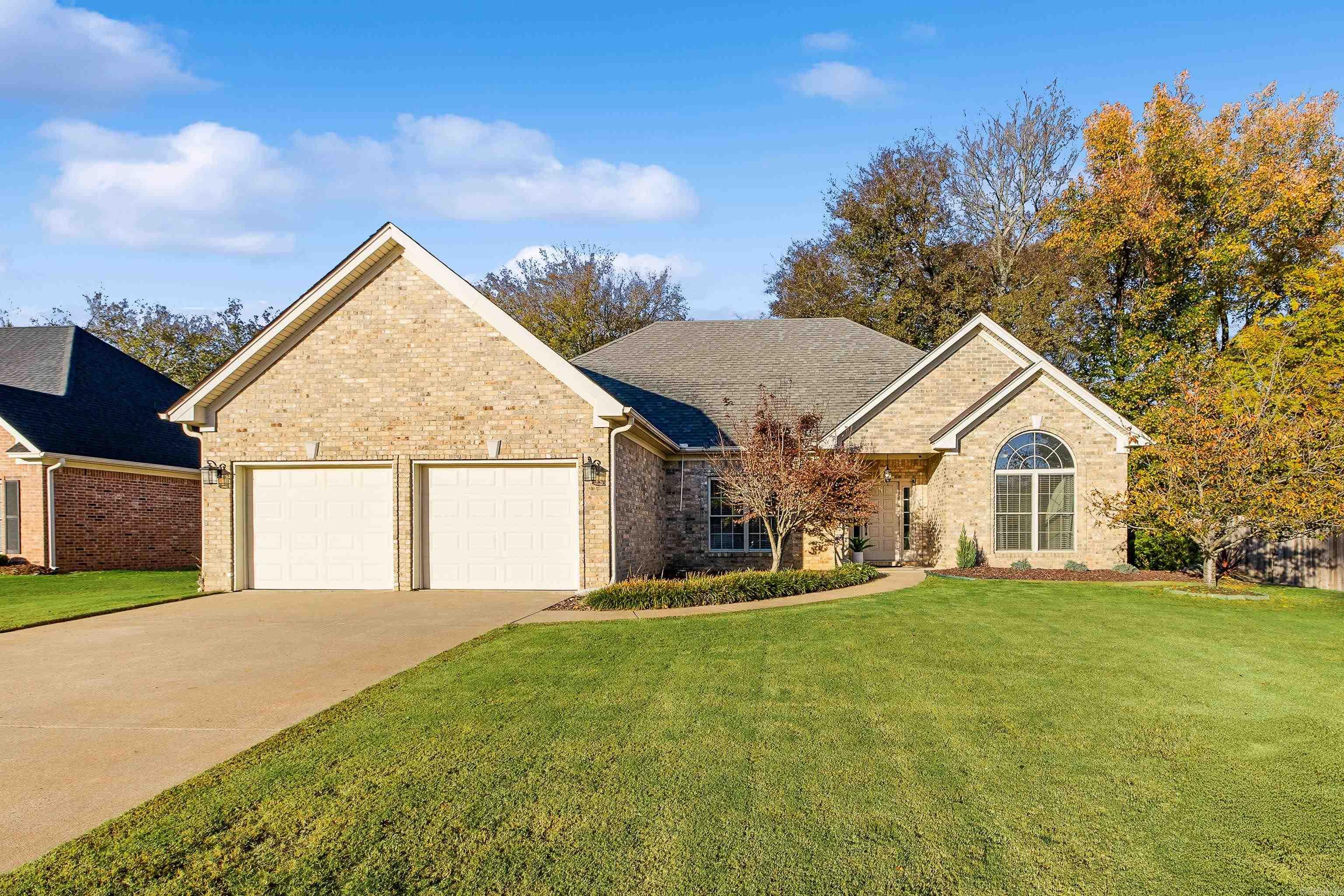 HURRICANE LAKE EST - Residential