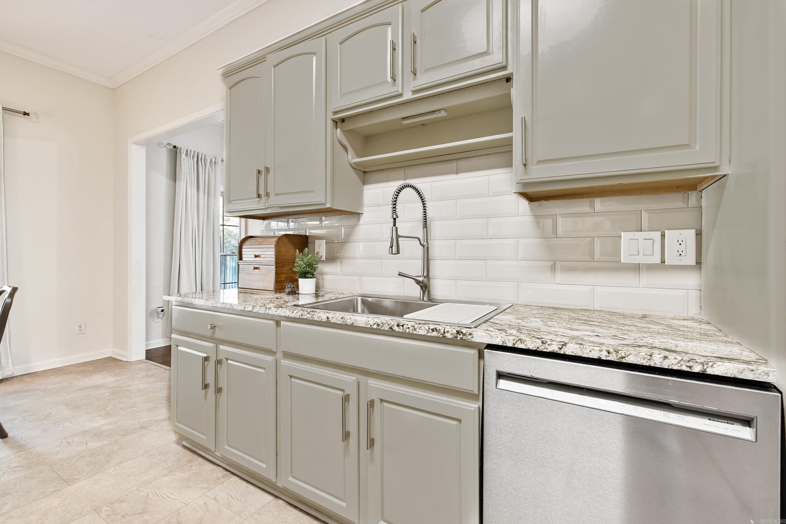 HURRICANE LAKE EST - Residential