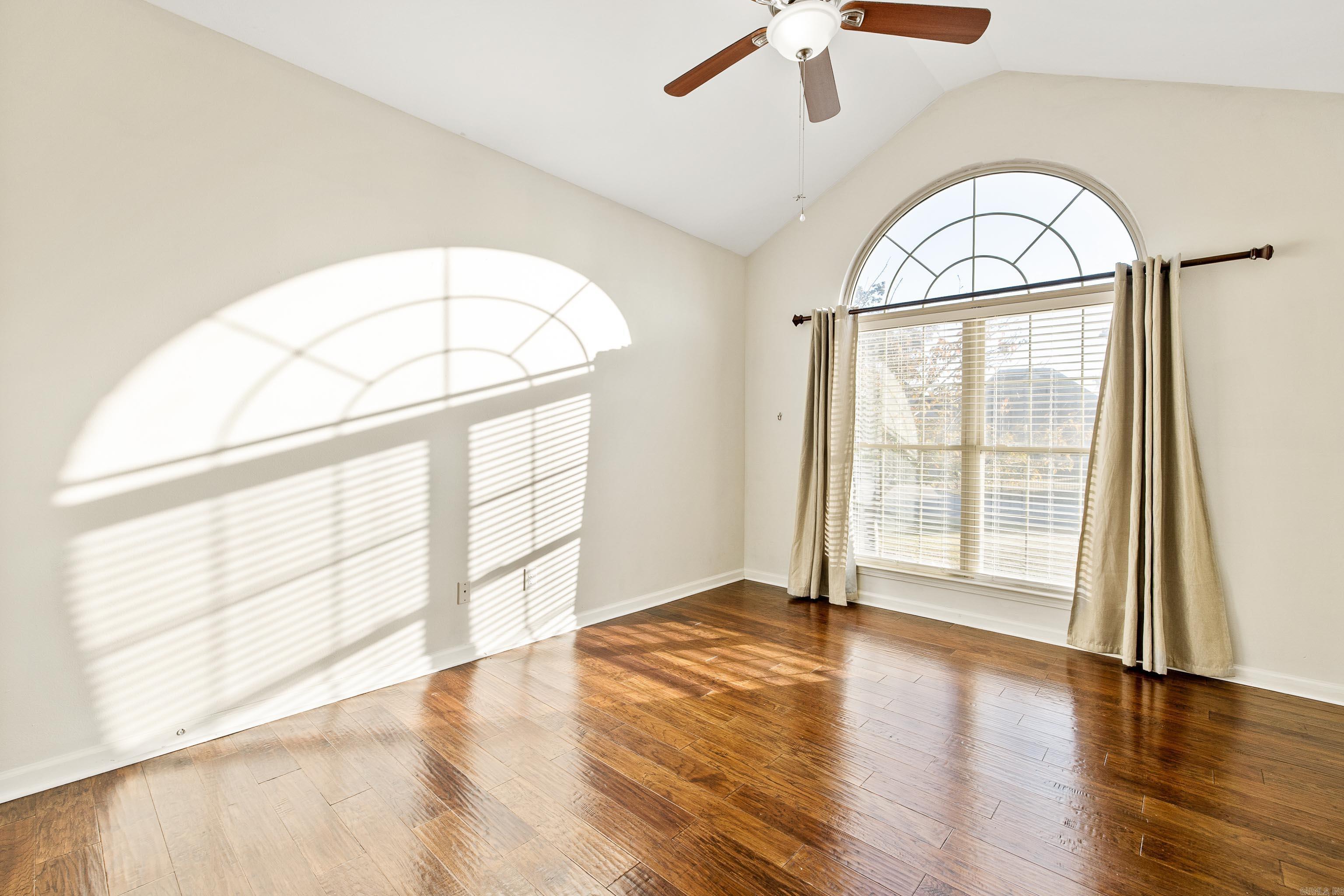 HURRICANE LAKE EST - Residential