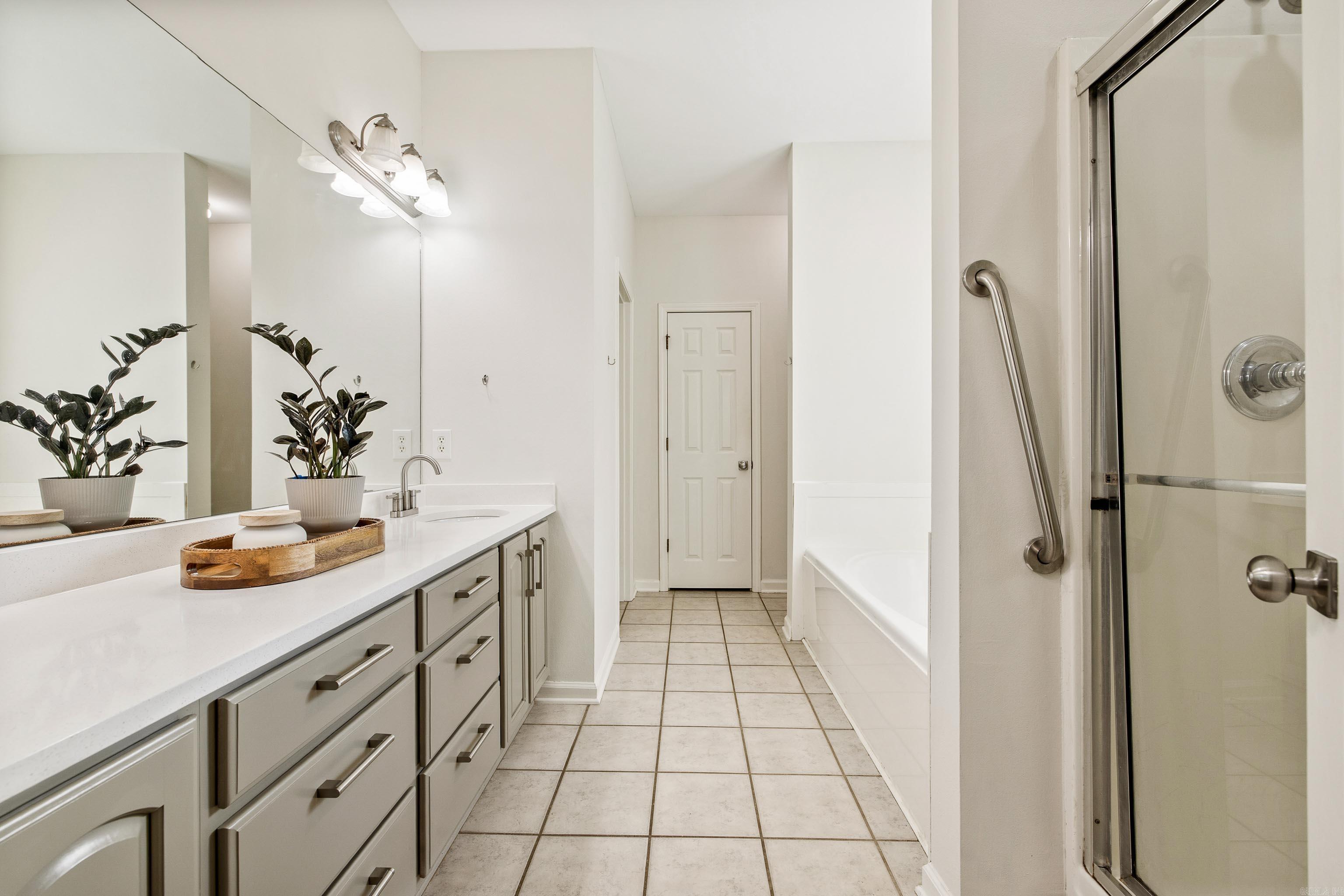 HURRICANE LAKE EST - Residential