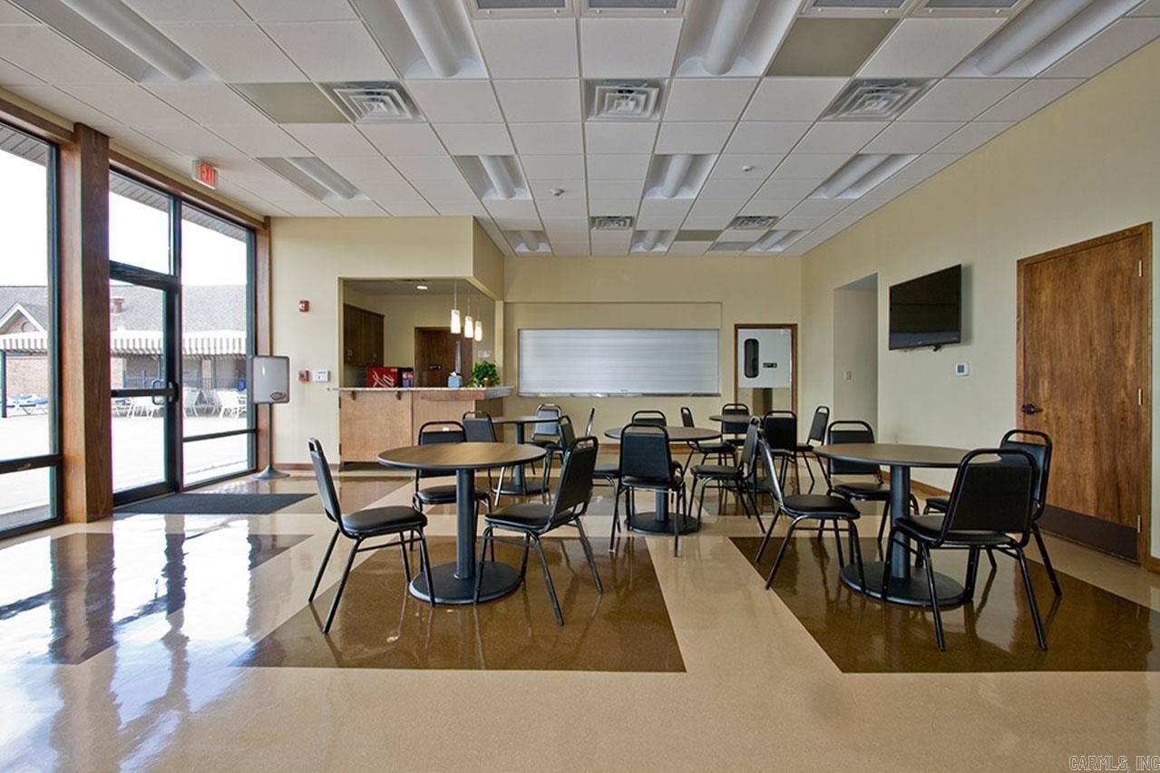 HURRICANE LAKE EST - Residential