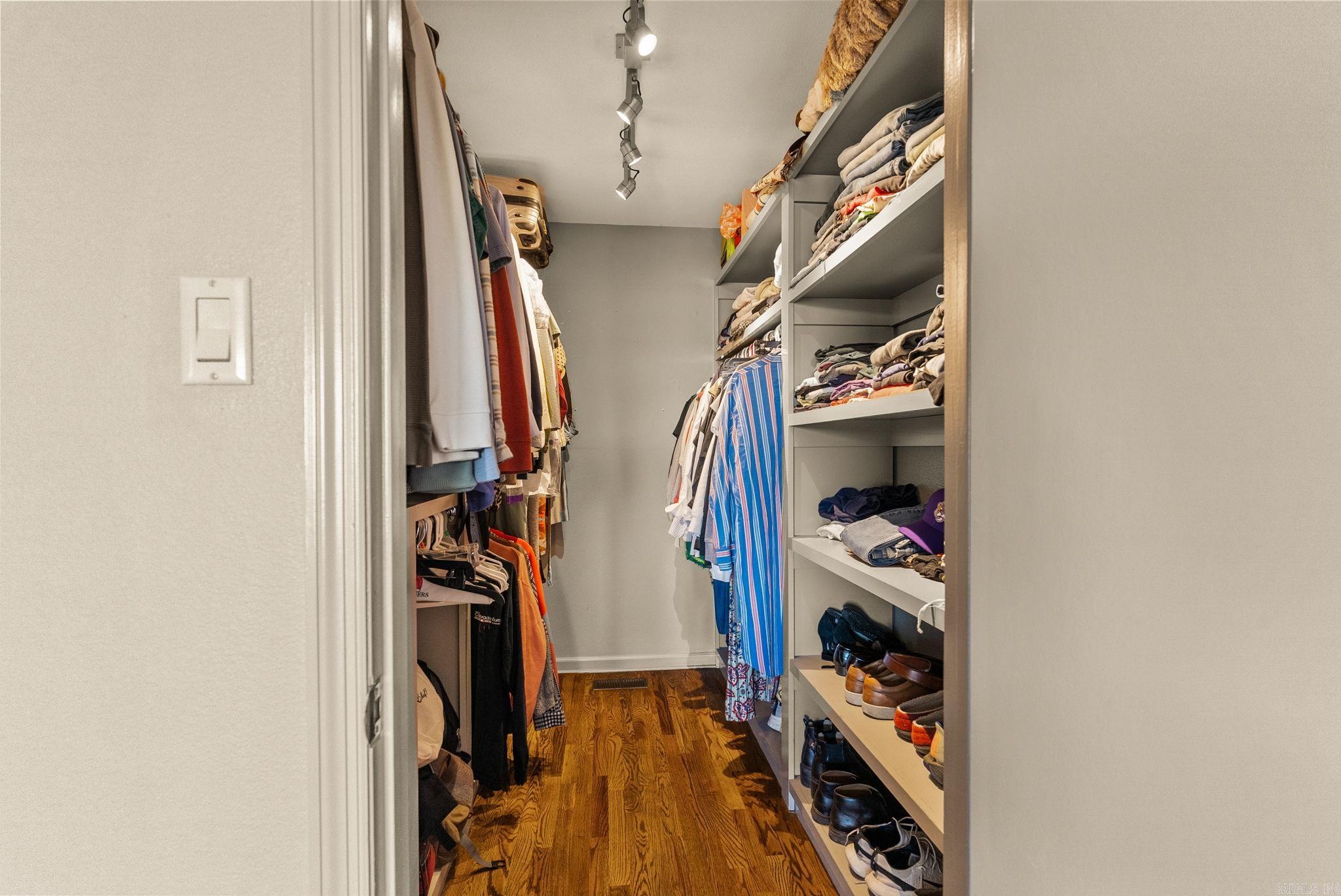 Hill Crest - Residential