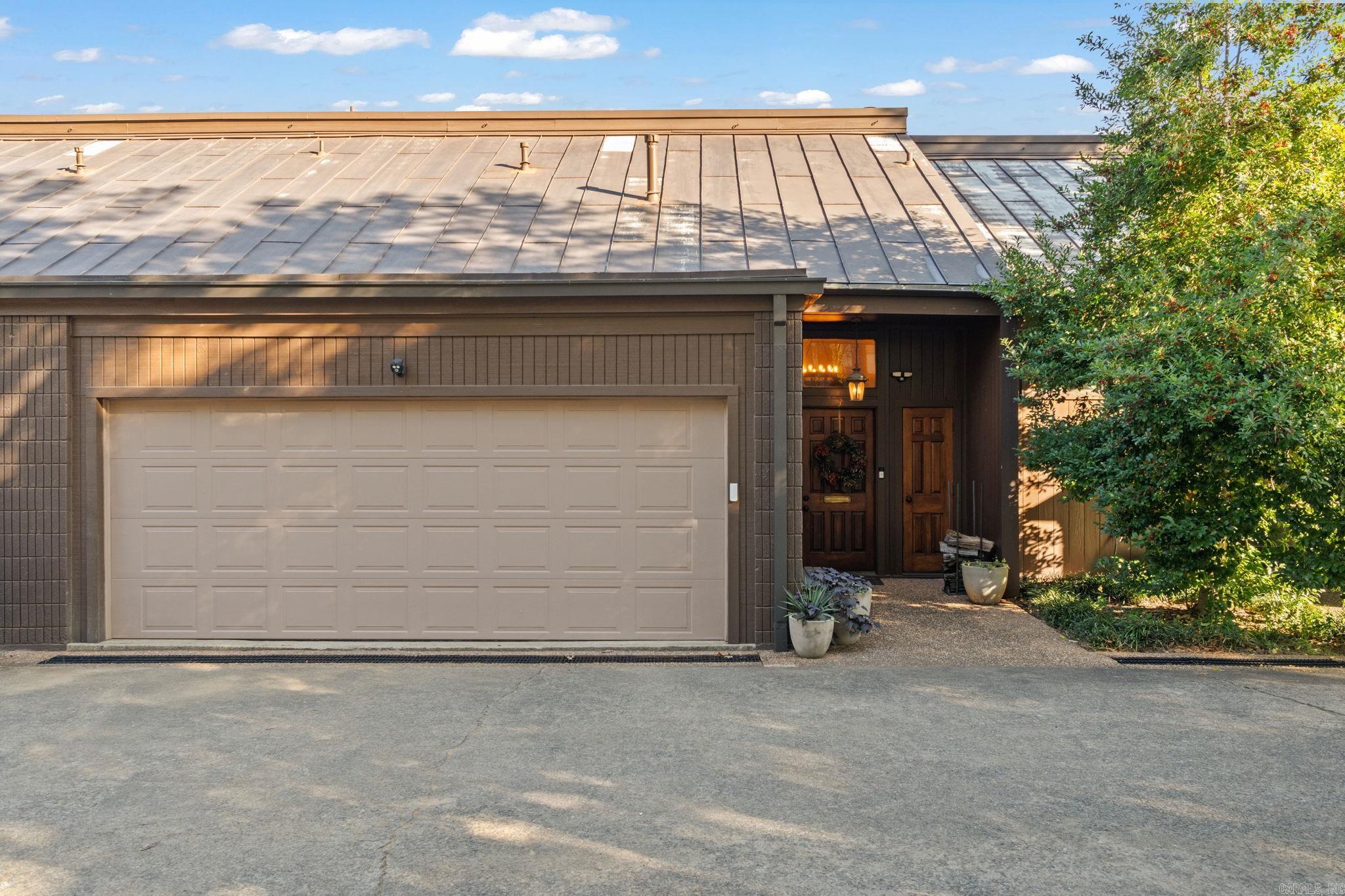 Hill Crest - Residential